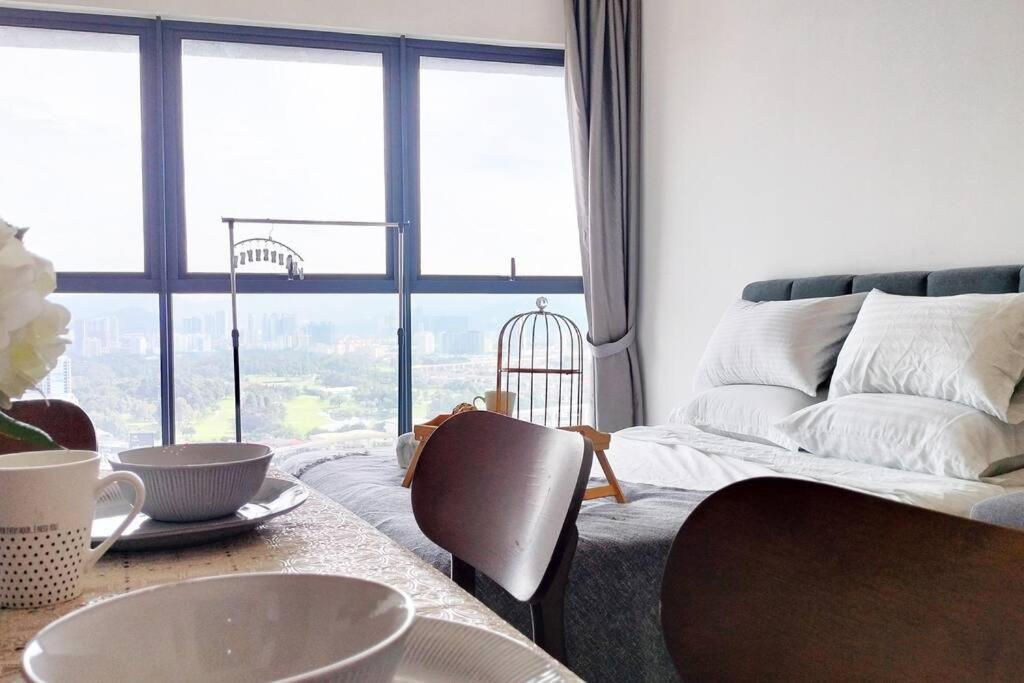 Central KL Retreat MyTown Ikea KLCC TRX Mall MRT