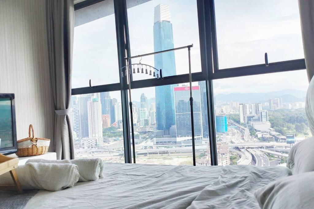 Central KL Retreat MyTown Ikea KLCC TRX Mall MRT