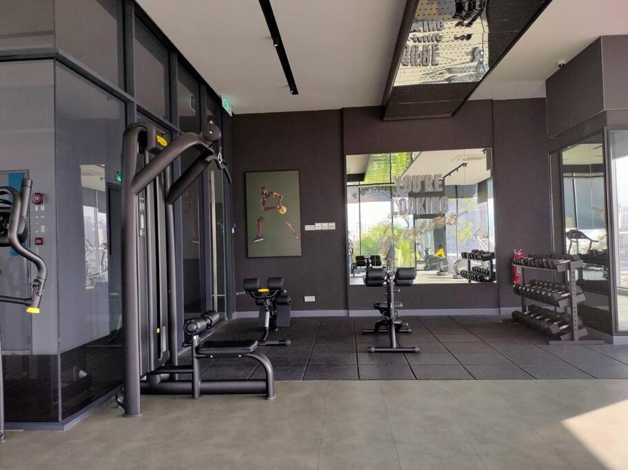 Central KL Retreat MyTown Ikea KLCC TRX Mall MRT