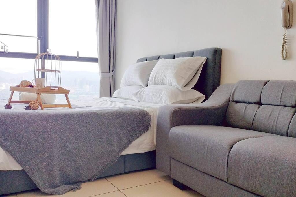 Central KL Retreat MyTown Ikea KLCC TRX Mall MRT