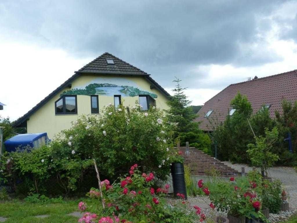 großes Ferienhaus mit Terrasse am Granitzwald
