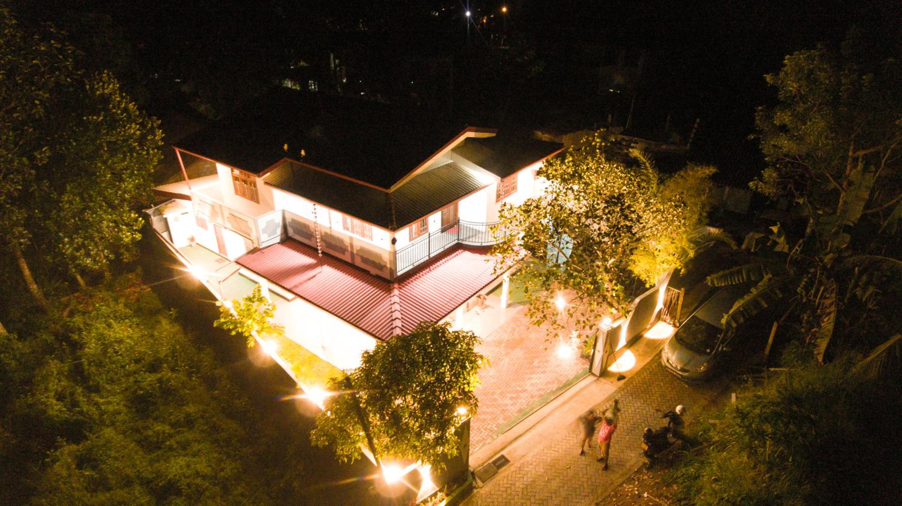 Dinsara Pearl Villa