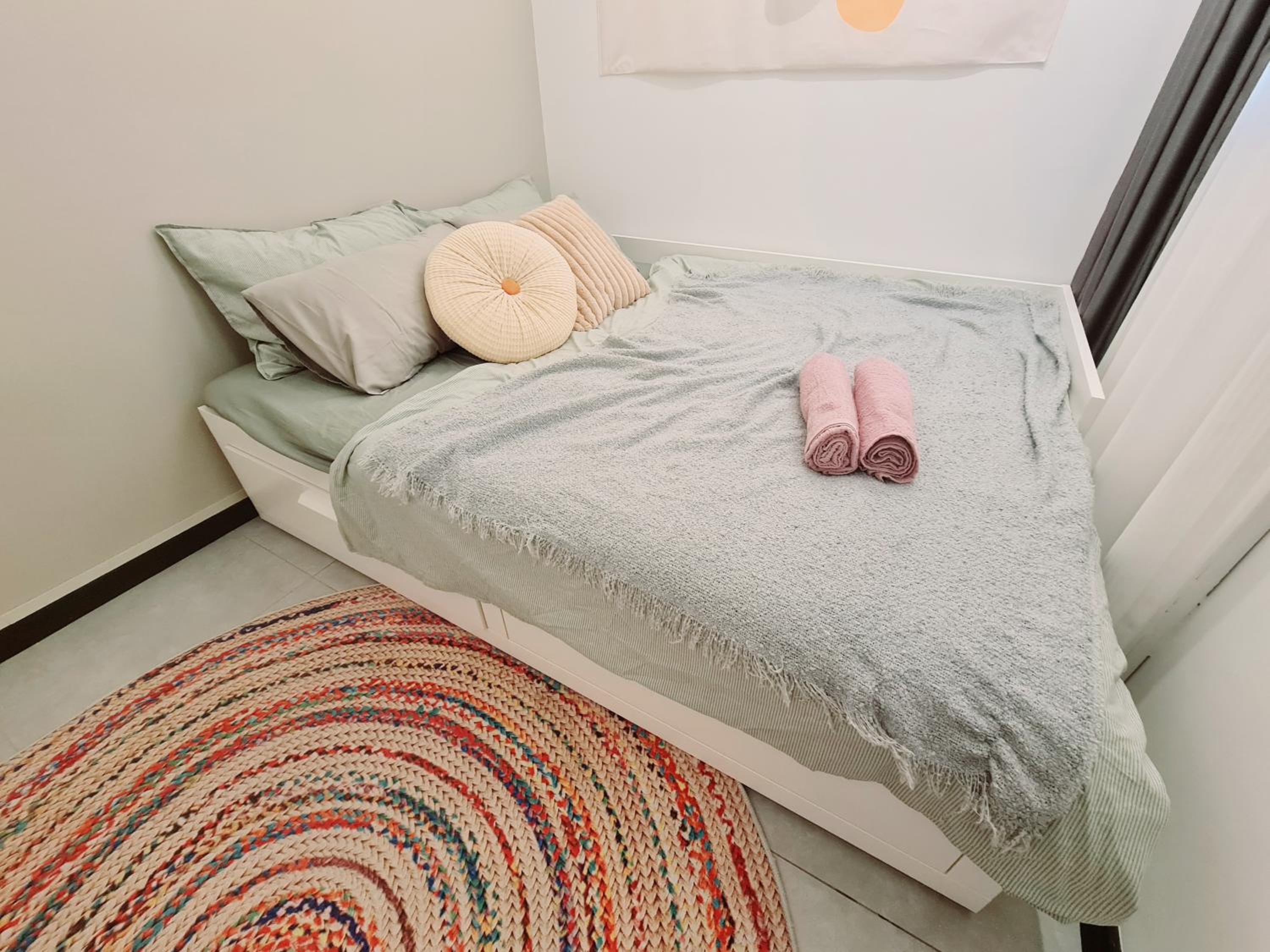 Cozy Modern Tiny Home 2R1B 10 mins to KLCC