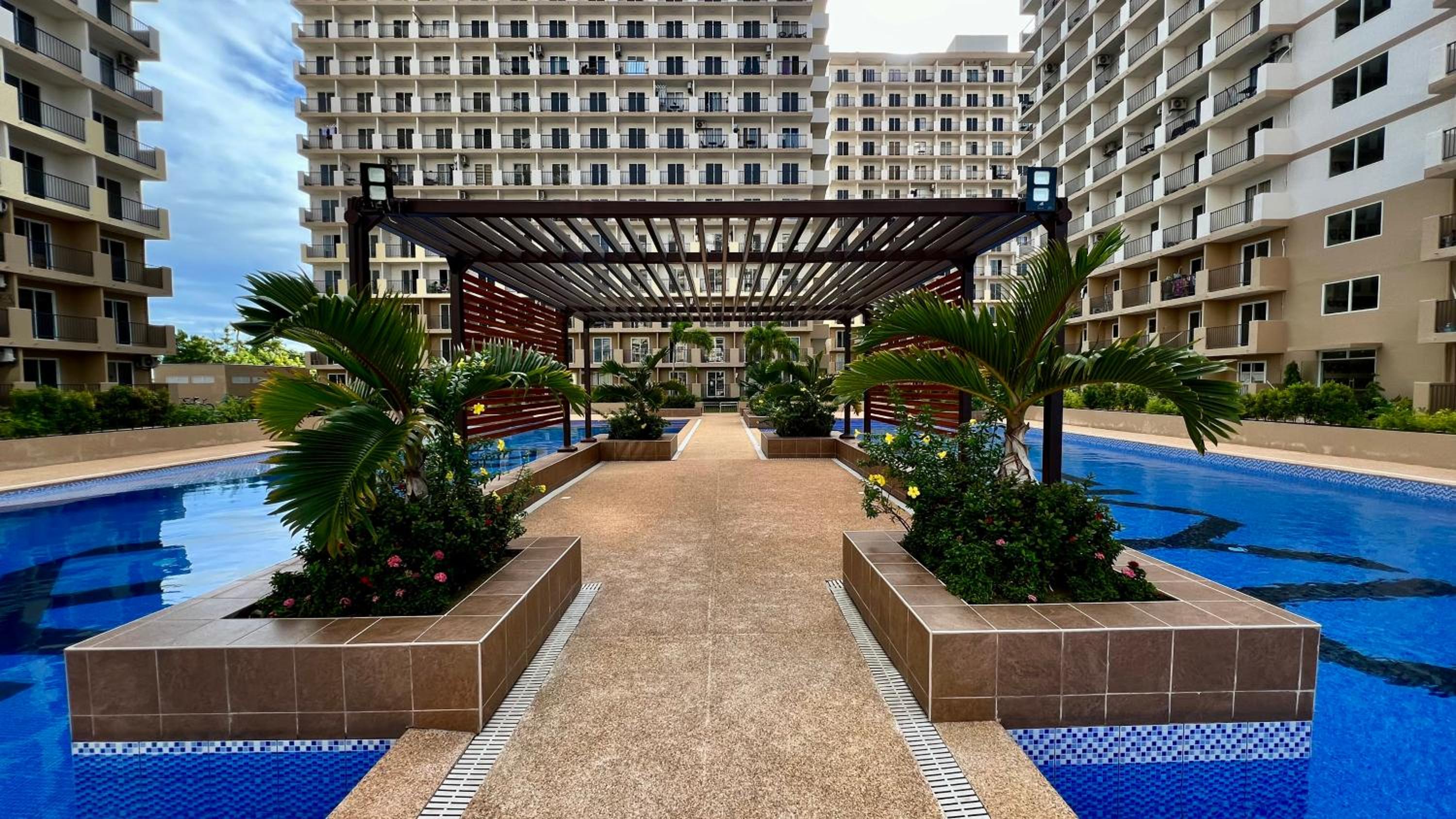 Studio condo Saekyung village 1 Free pool Near airport view 5