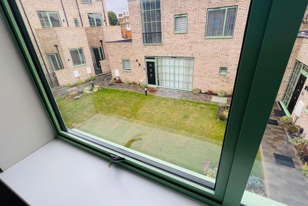 A house designed for you… view 5