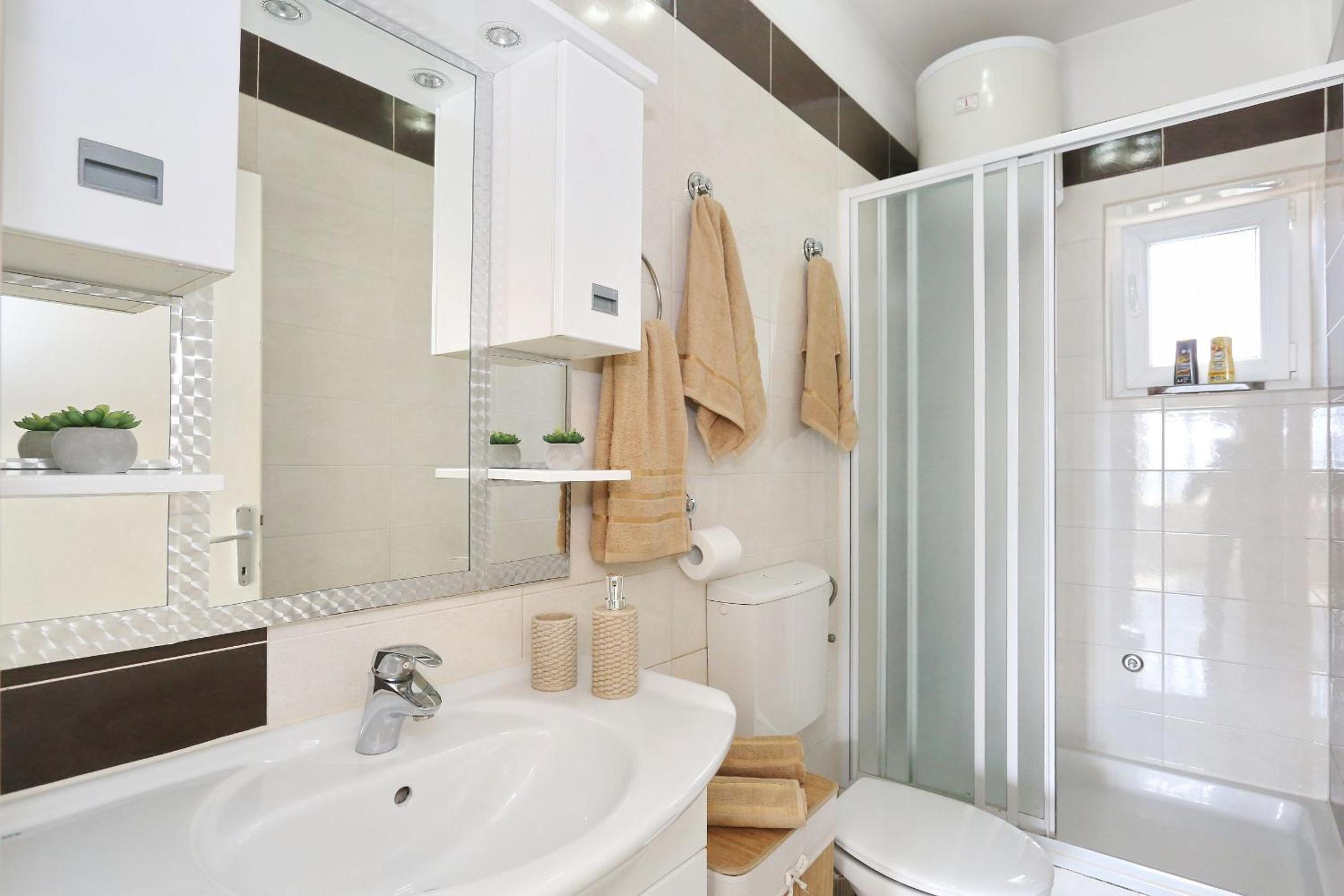 Seaview apartment Aida
