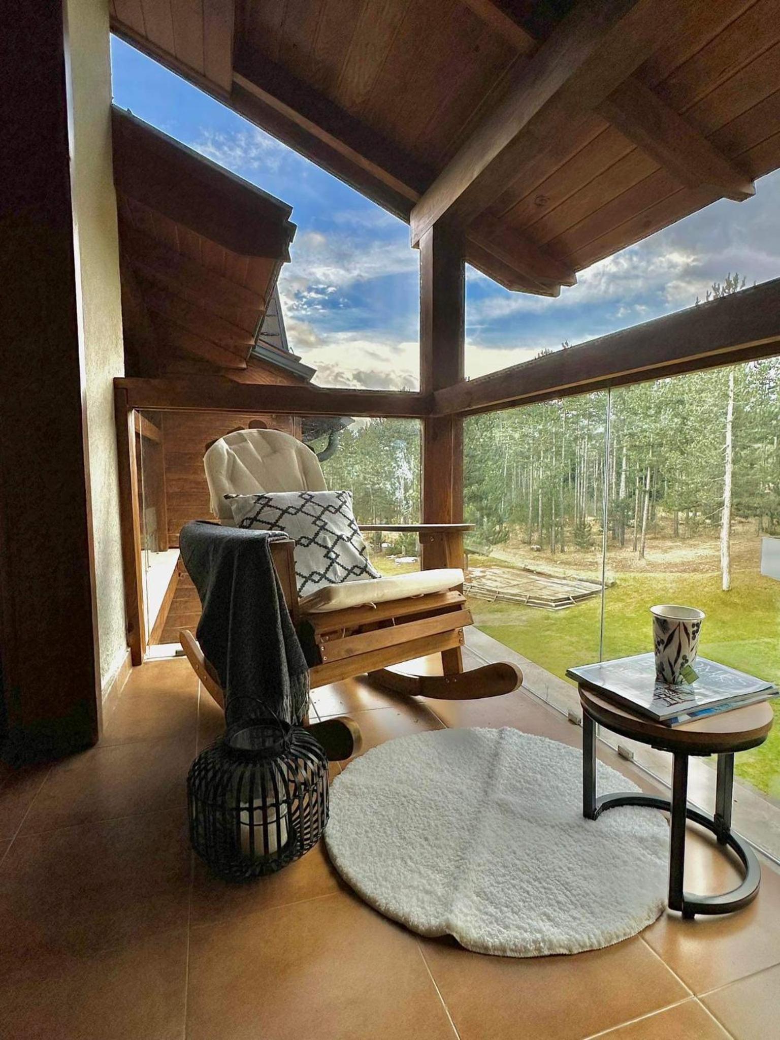 Spacious penthouse chalet apartment in Pirin Golf and Country Club