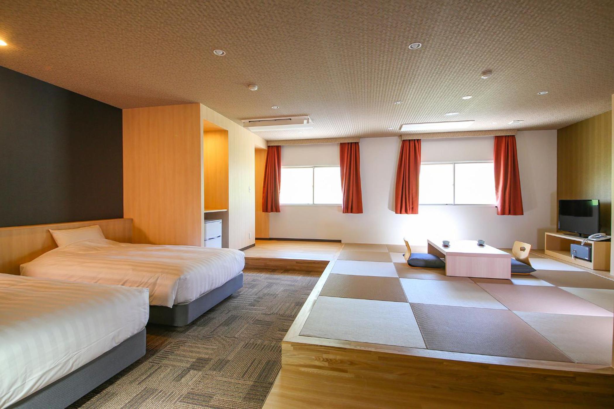 Ooedo Onsen Monogatari Hotel Suiyotei