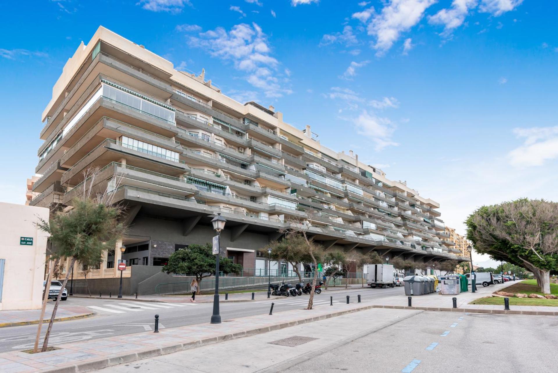 Cozy beachfront apartment in Fuengirola - Ref 25 view 3