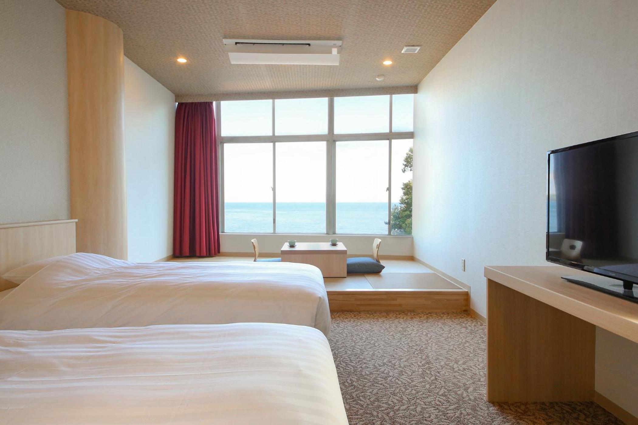 Ooedo Onsen Monogatari Hotel Suiyotei