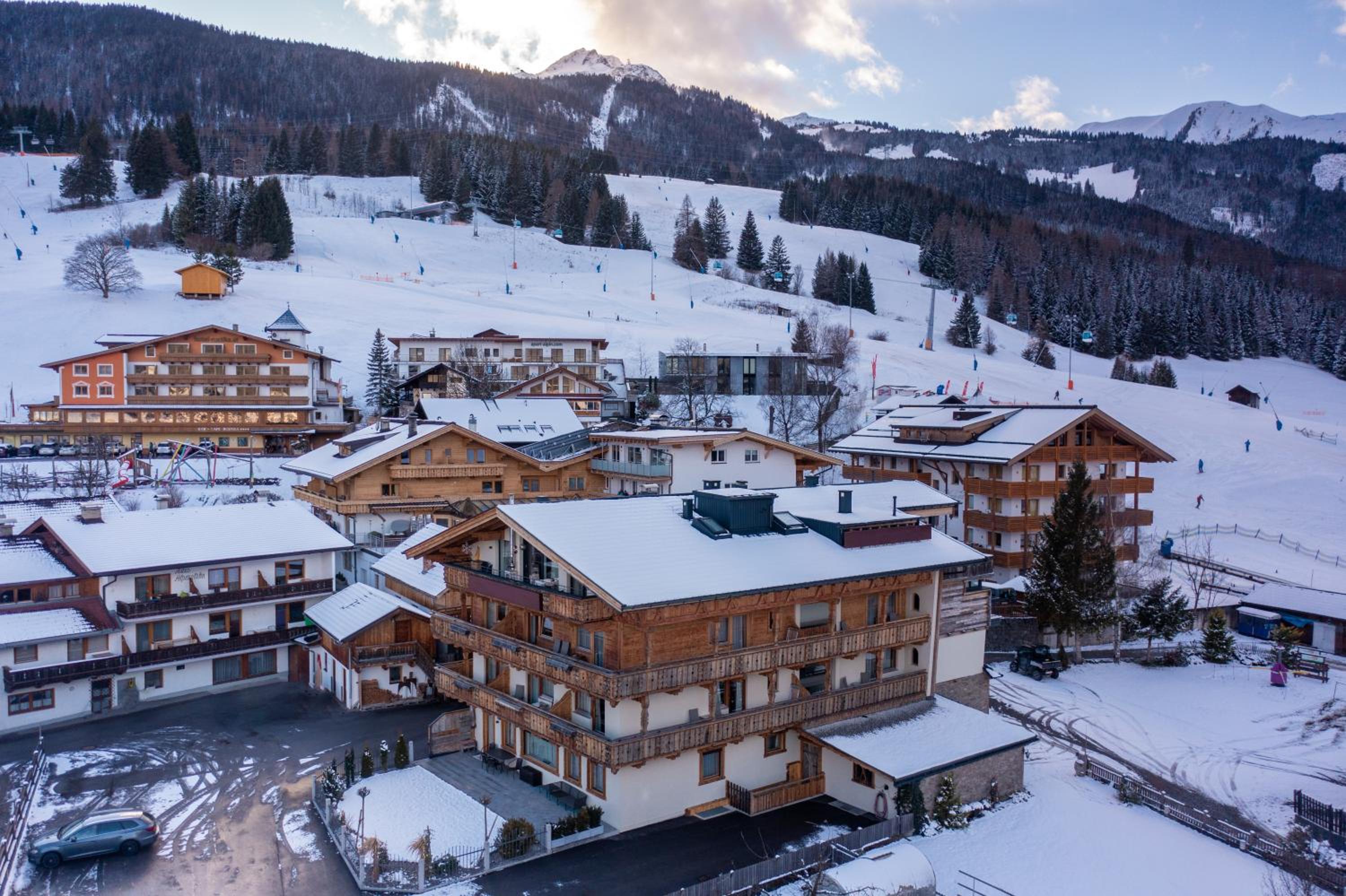 Zugspitz Suites Lermoos by ALPS RESORTS