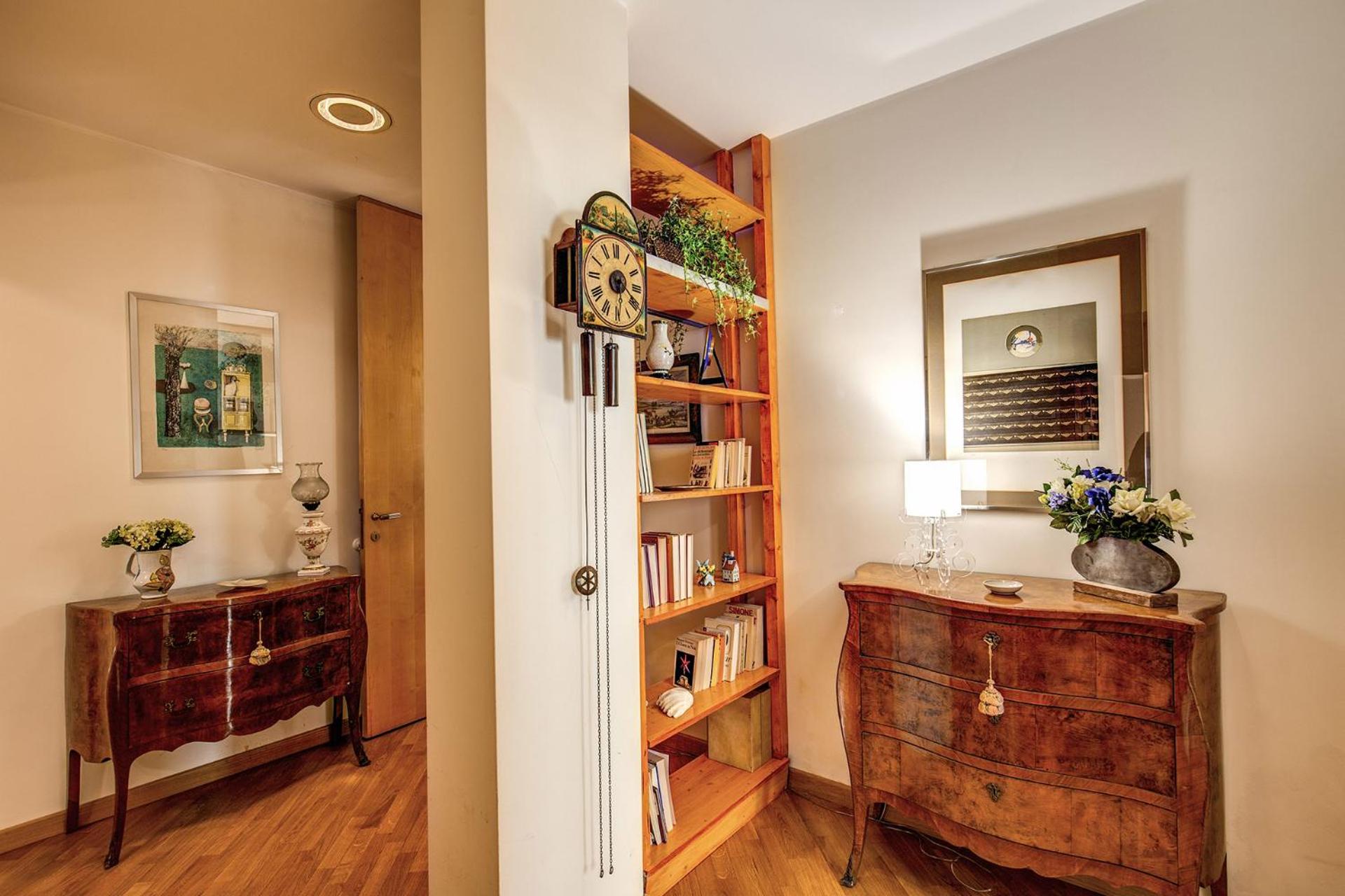 Terrazza Piccolomini: elegant apartment stunning view over Rome/St Peter's Dome