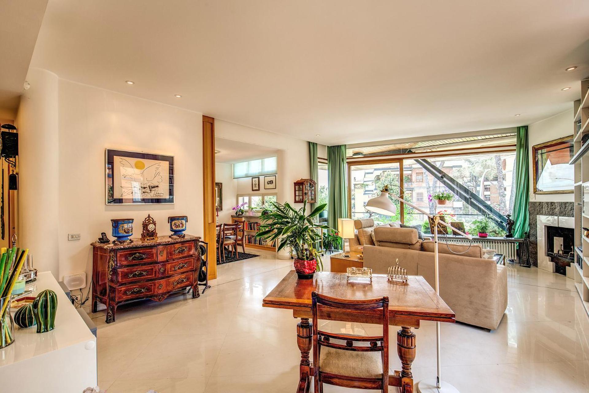 Terrazza Piccolomini: elegant apartment stunning view over Rome/St Peter's Dome