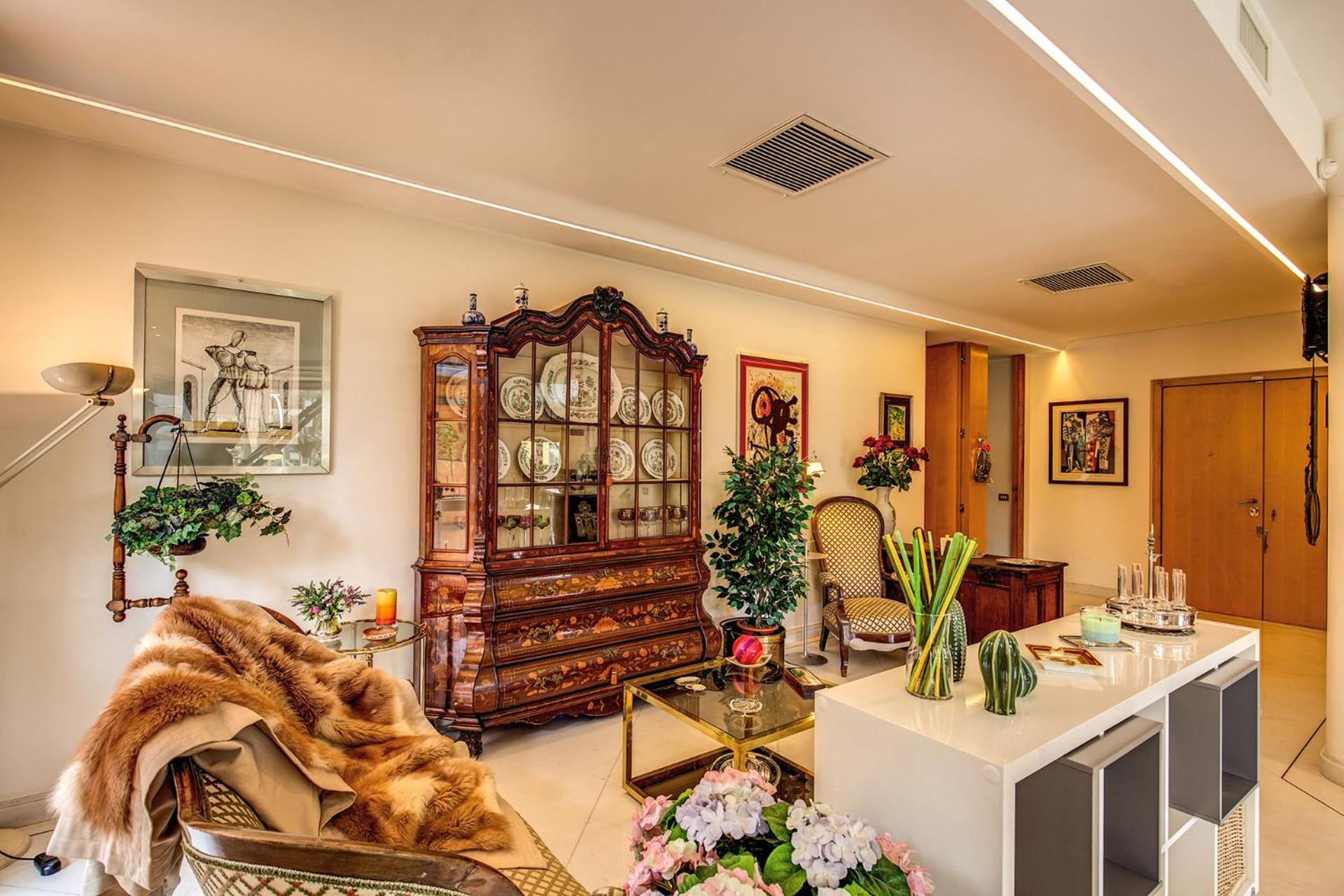 Terrazza Piccolomini: elegant apartment stunning view over Rome/St Peter's Dome