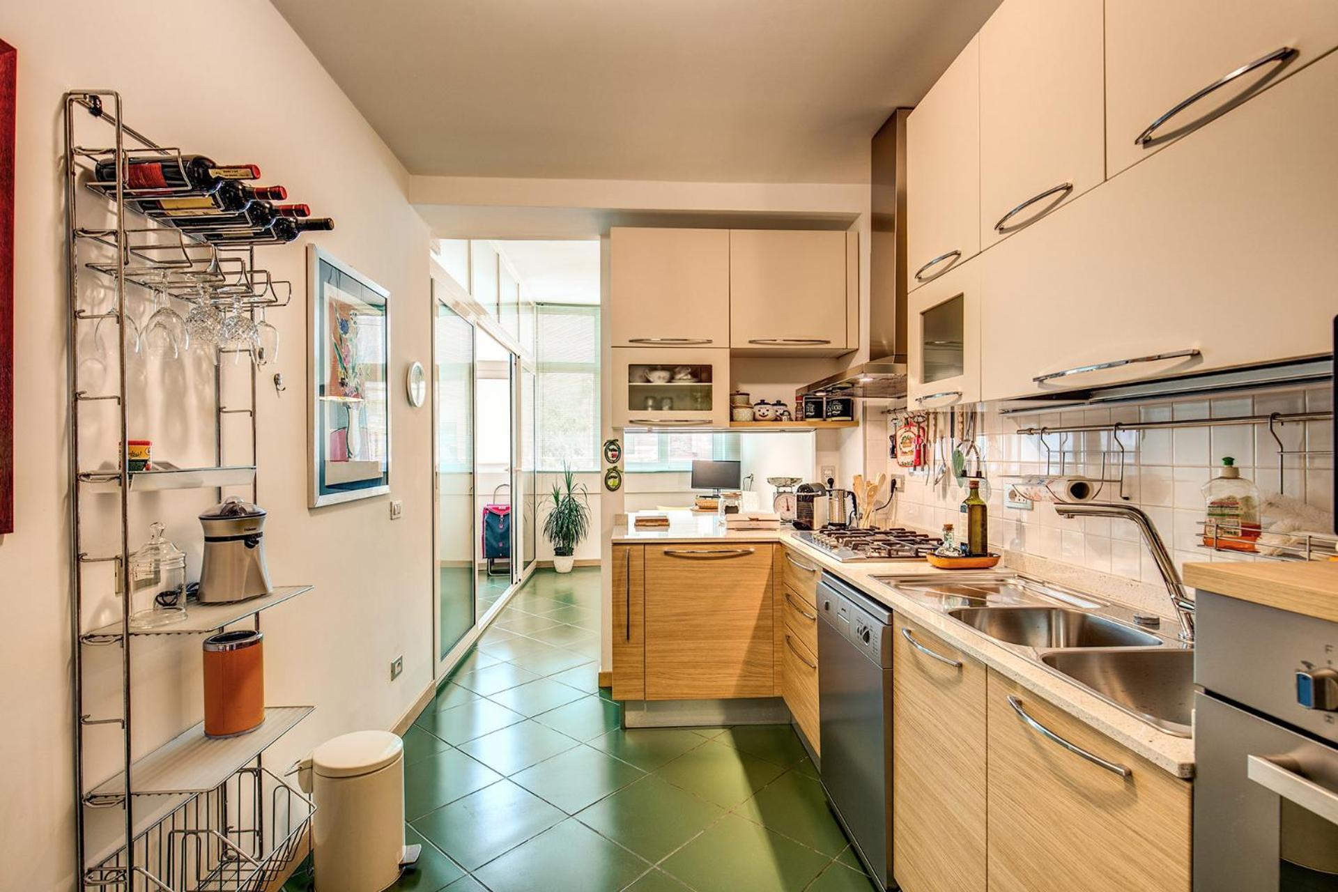 Terrazza Piccolomini: elegant apartment stunning view over Rome/St Peter's Dome