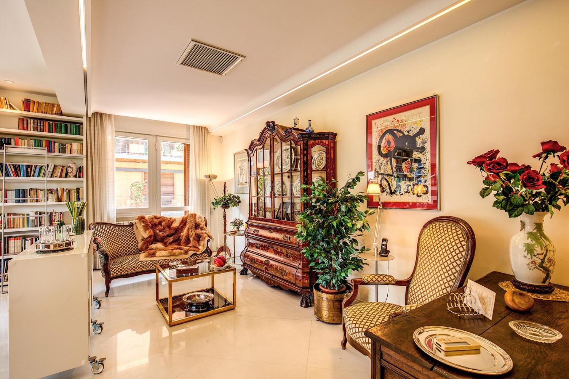 Terrazza Piccolomini: elegant apartment stunning view over Rome/St Peter's Dome