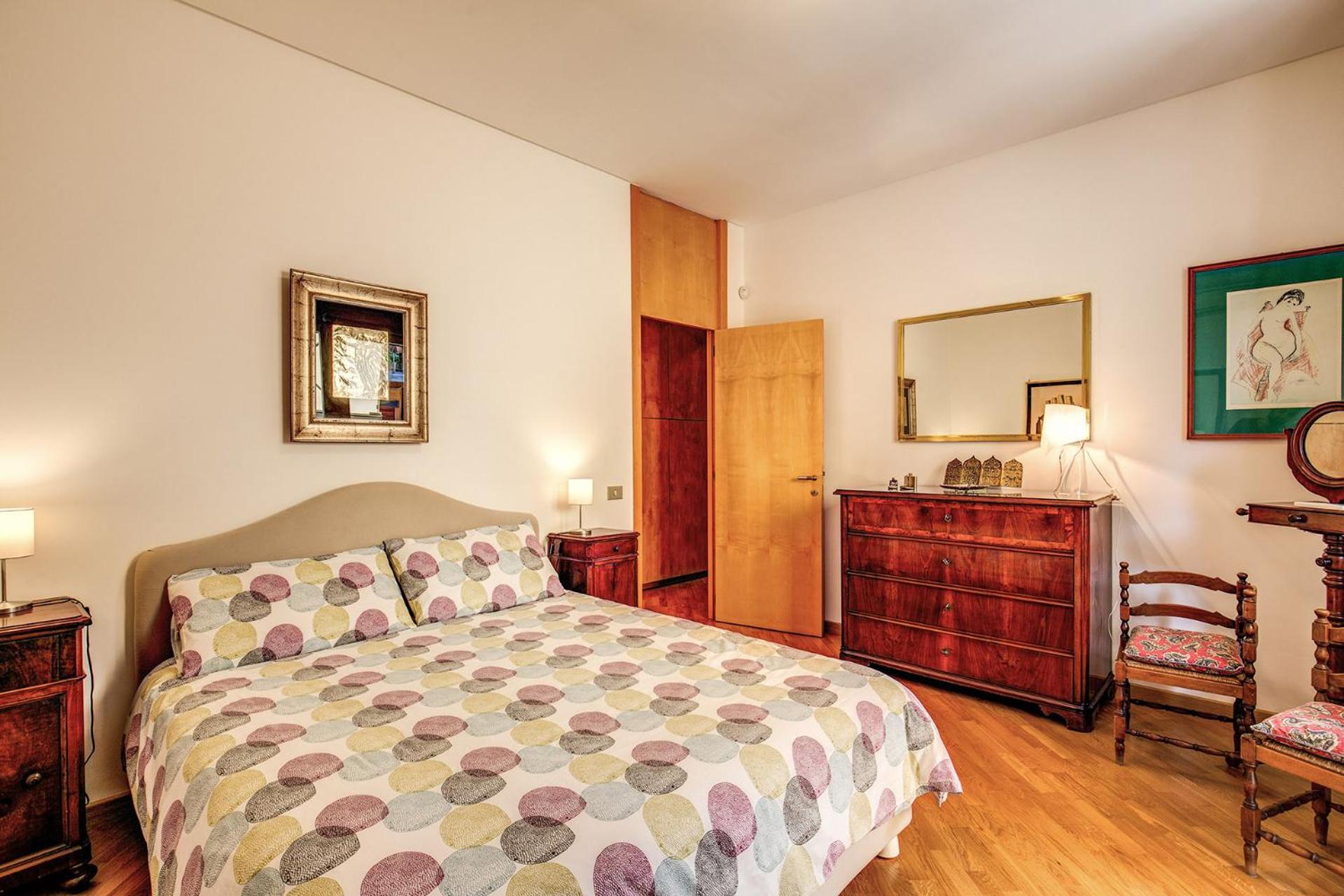 Terrazza Piccolomini: elegant apartment stunning view over Rome/St Peter's Dome
