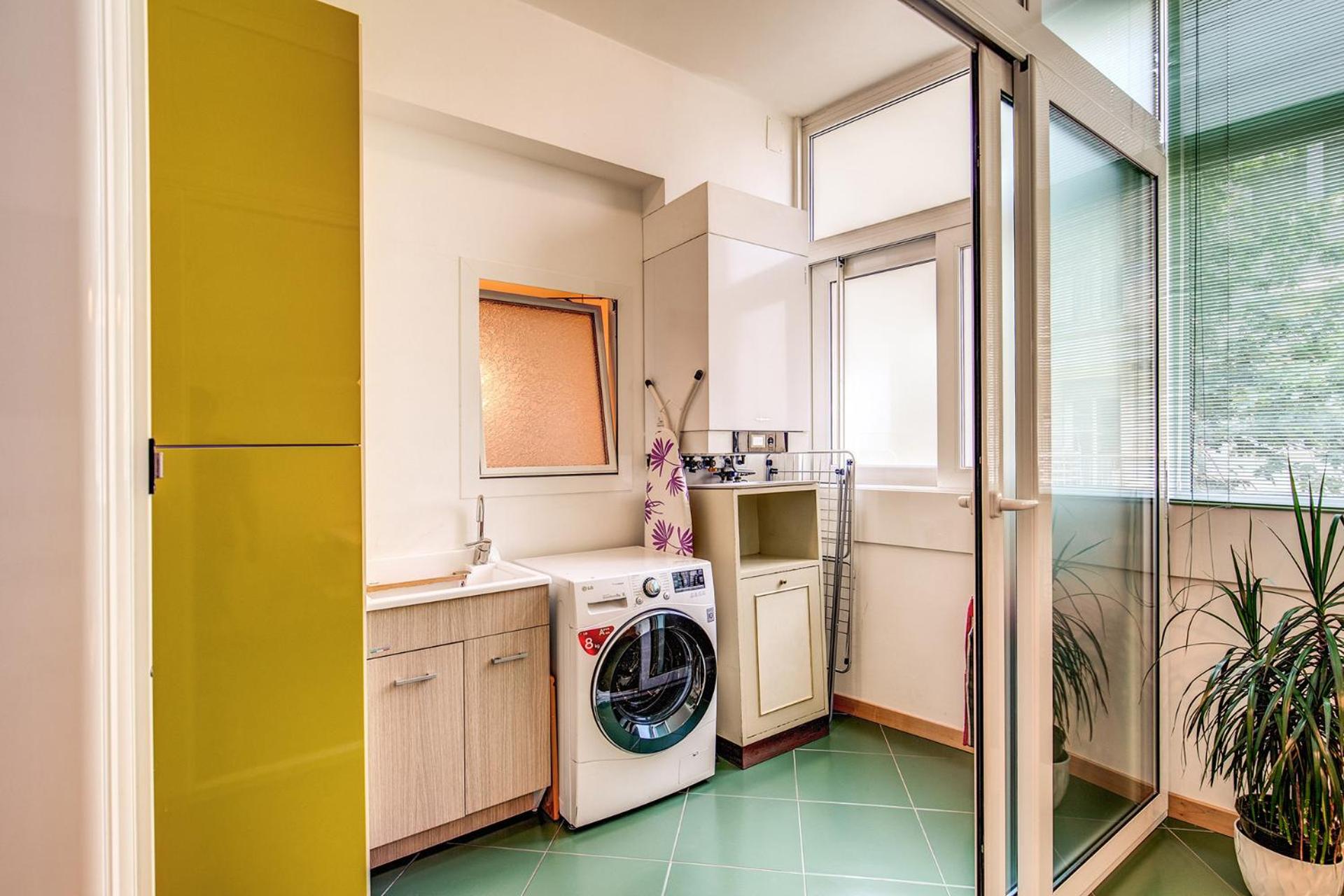 Terrazza Piccolomini: elegant apartment stunning view over Rome/St Peter's Dome