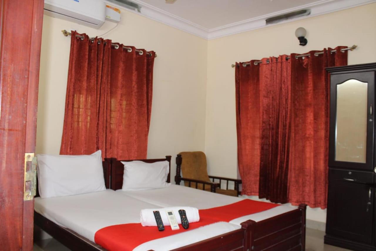 Malgudi Holidays
