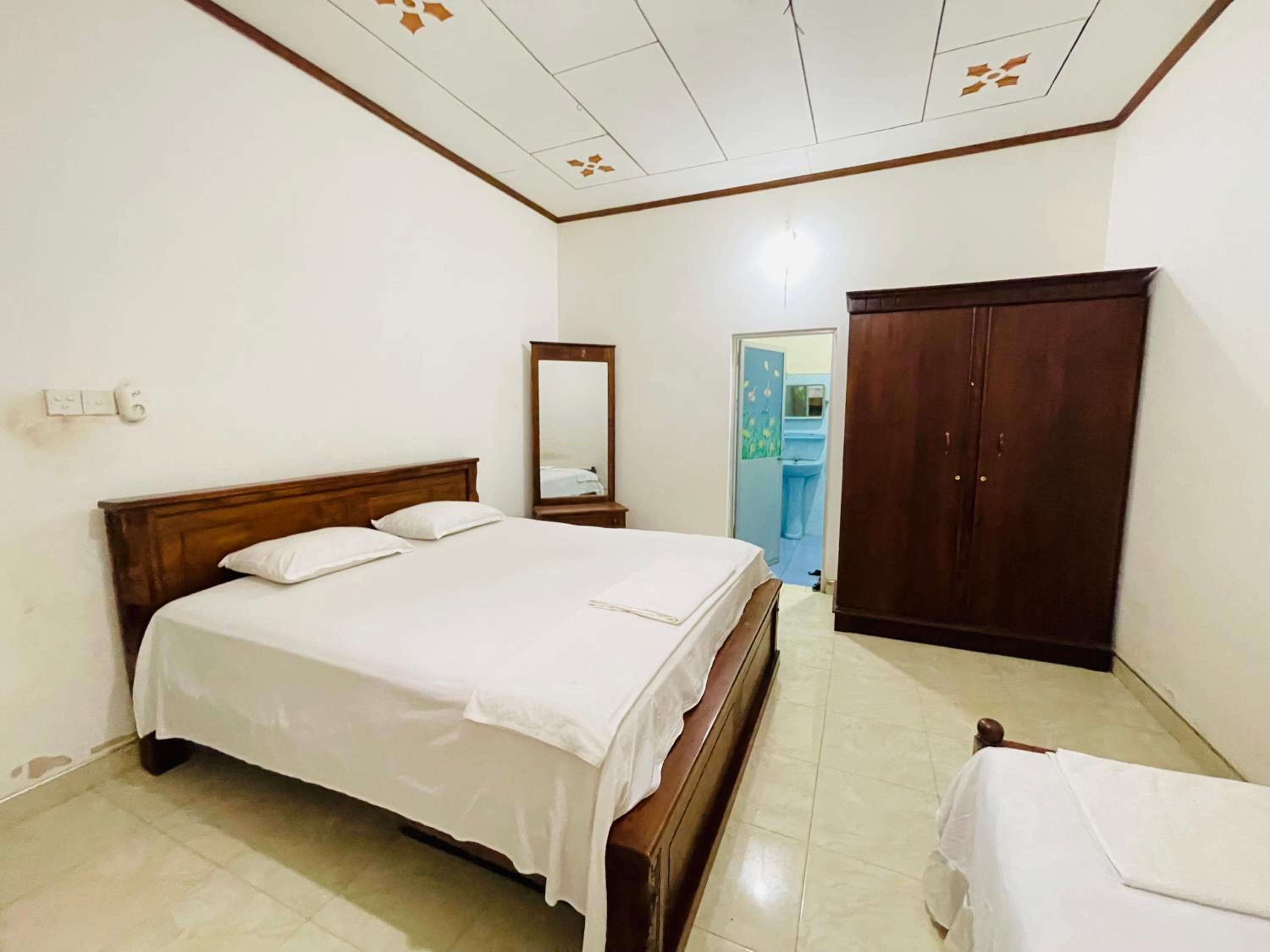 Shalomi's villa & Happy Home view 3