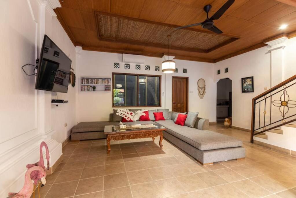 Damaris Bali Villa view 2