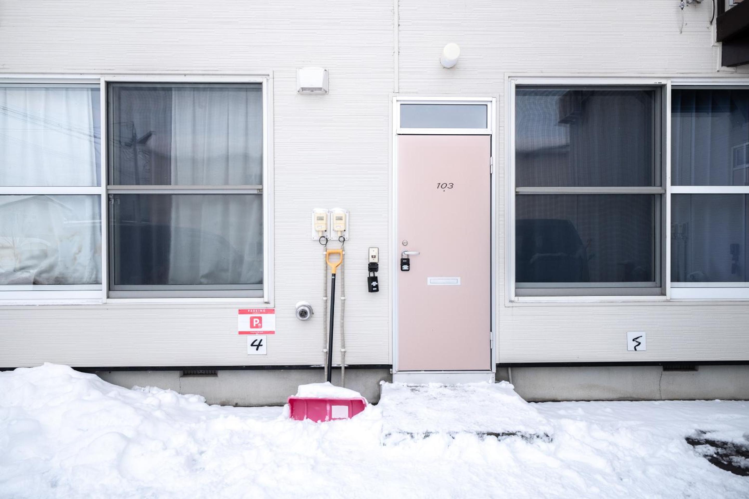 Furano Zone Ski Condo Room 202 Smoking Allowed and Room 103 Non Smoking