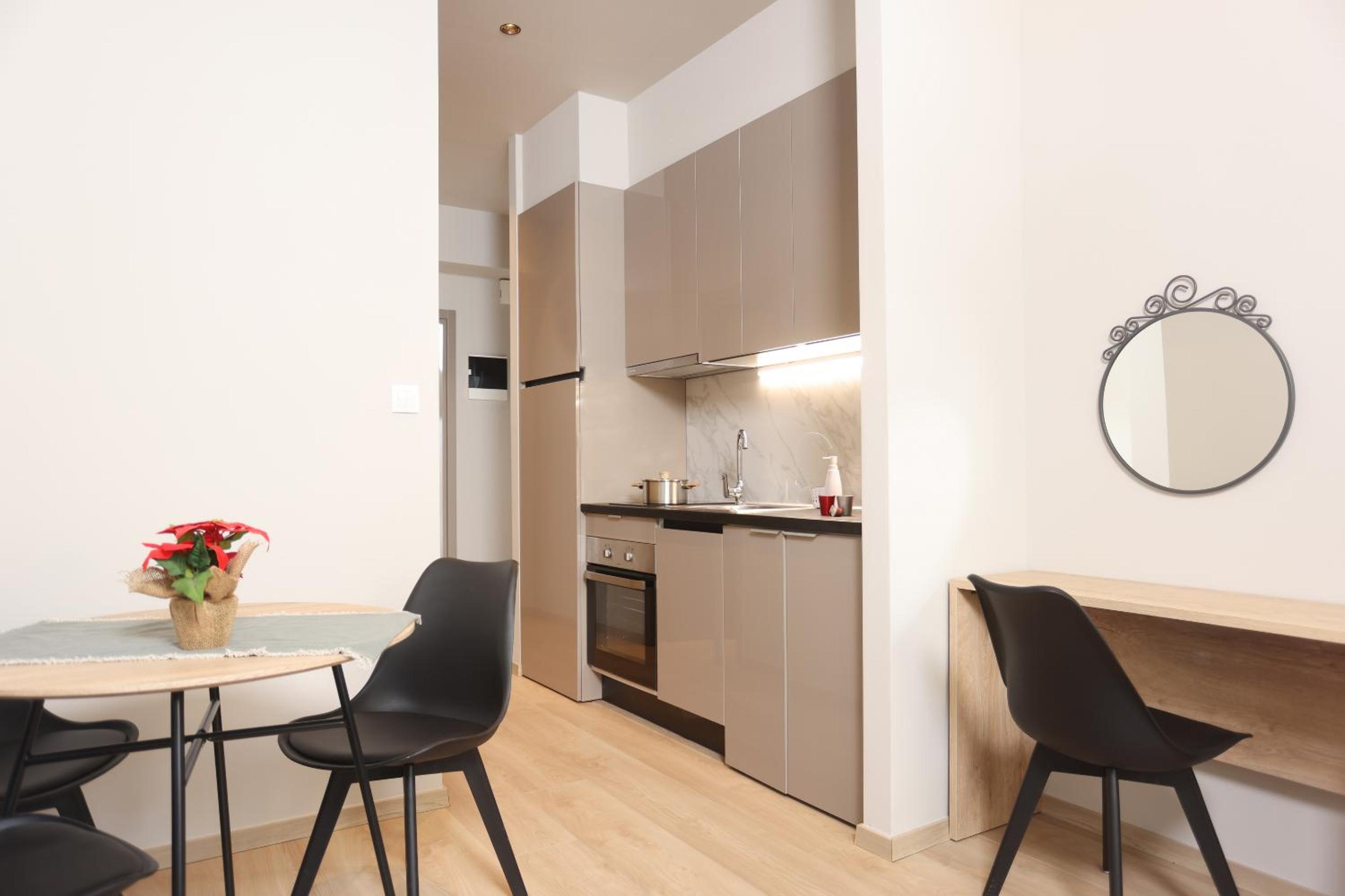 Zenou 24 Downtown Apartment view 5