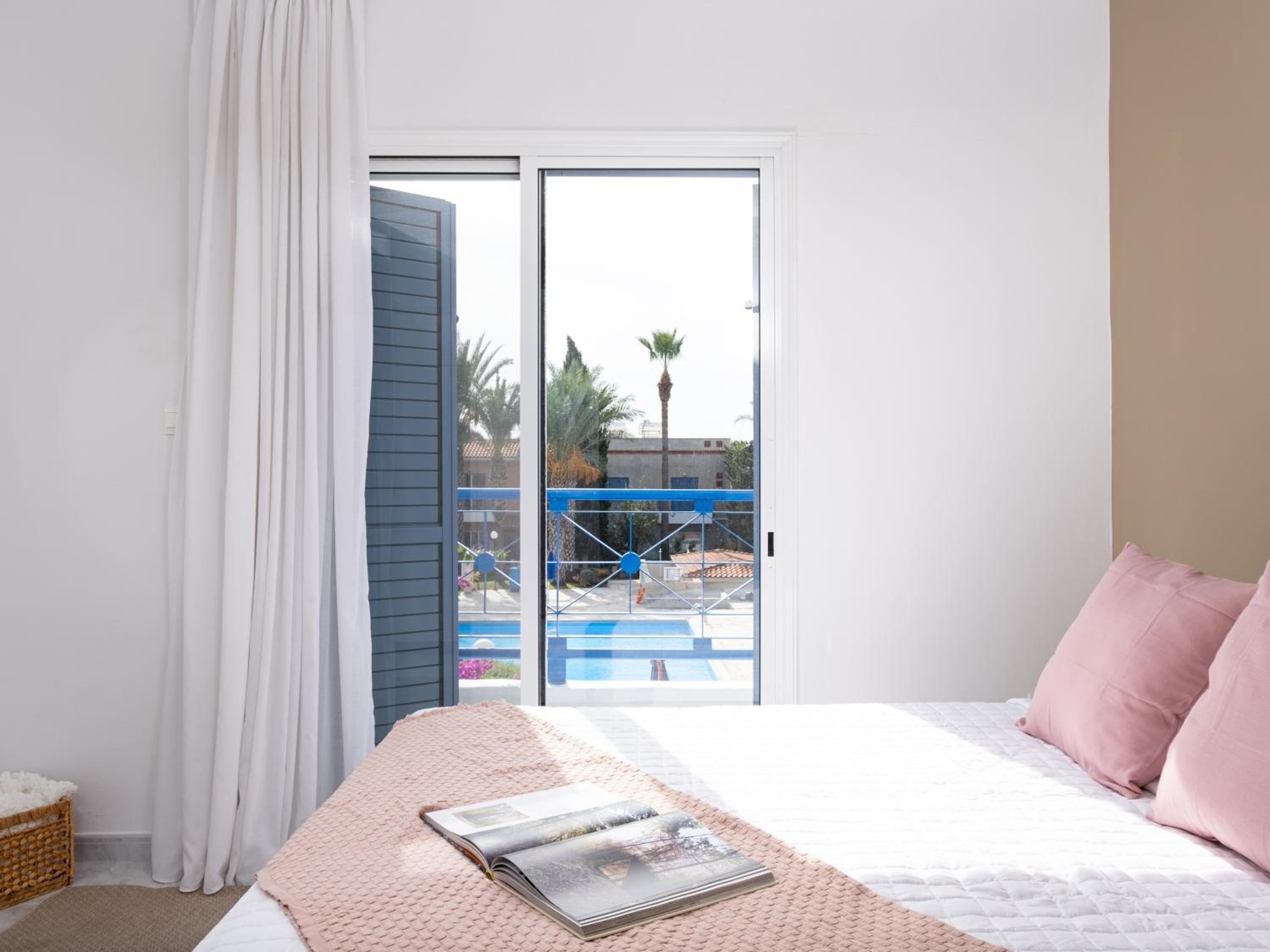 Nephele-stylish 2bd Townhouse In Kato Paphos