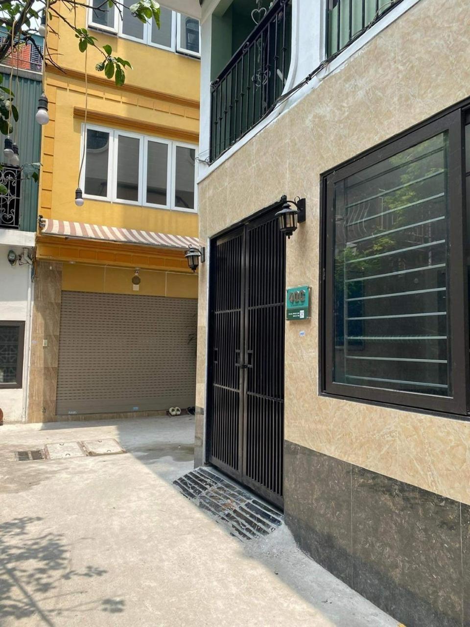 Nhà 40C Hoàng Ngân