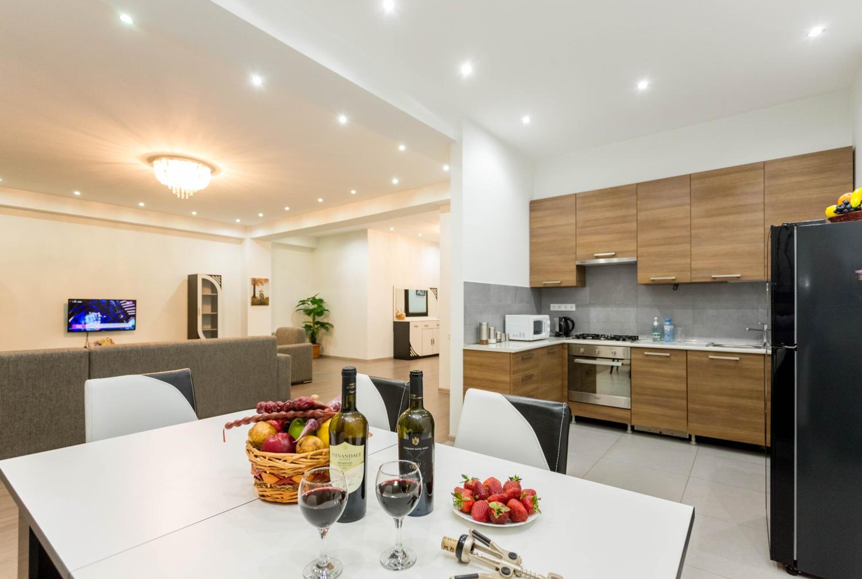 Downtown Spacious Apartment
