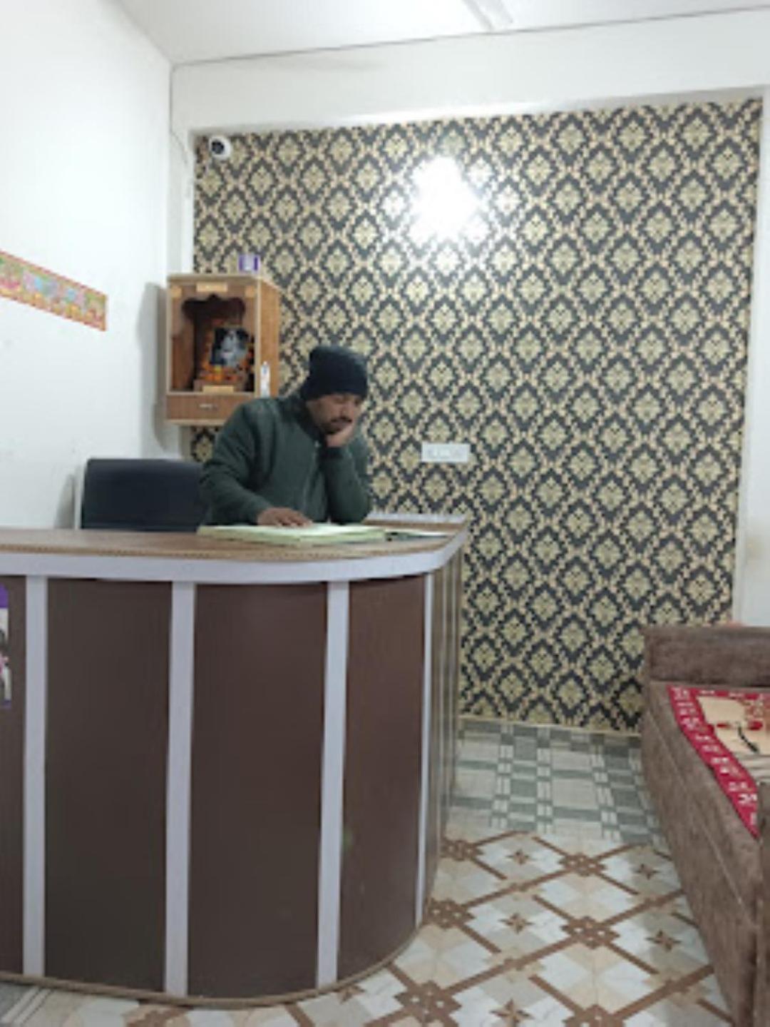 Hotel Sai Prabha, Bhind view 2