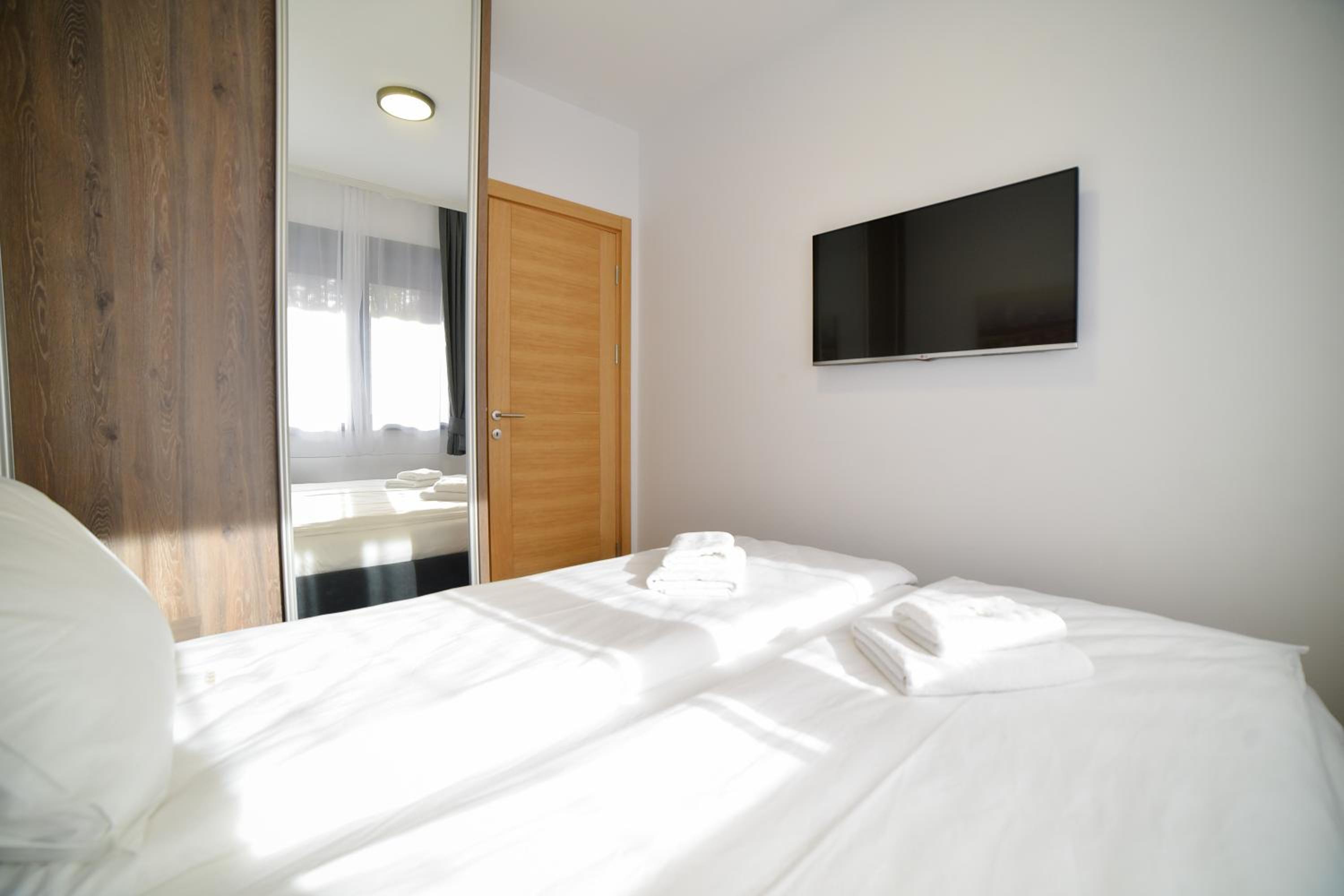 Apartman Raskovic 2 - Balkan Hill 3, Vila Pekovic view 5