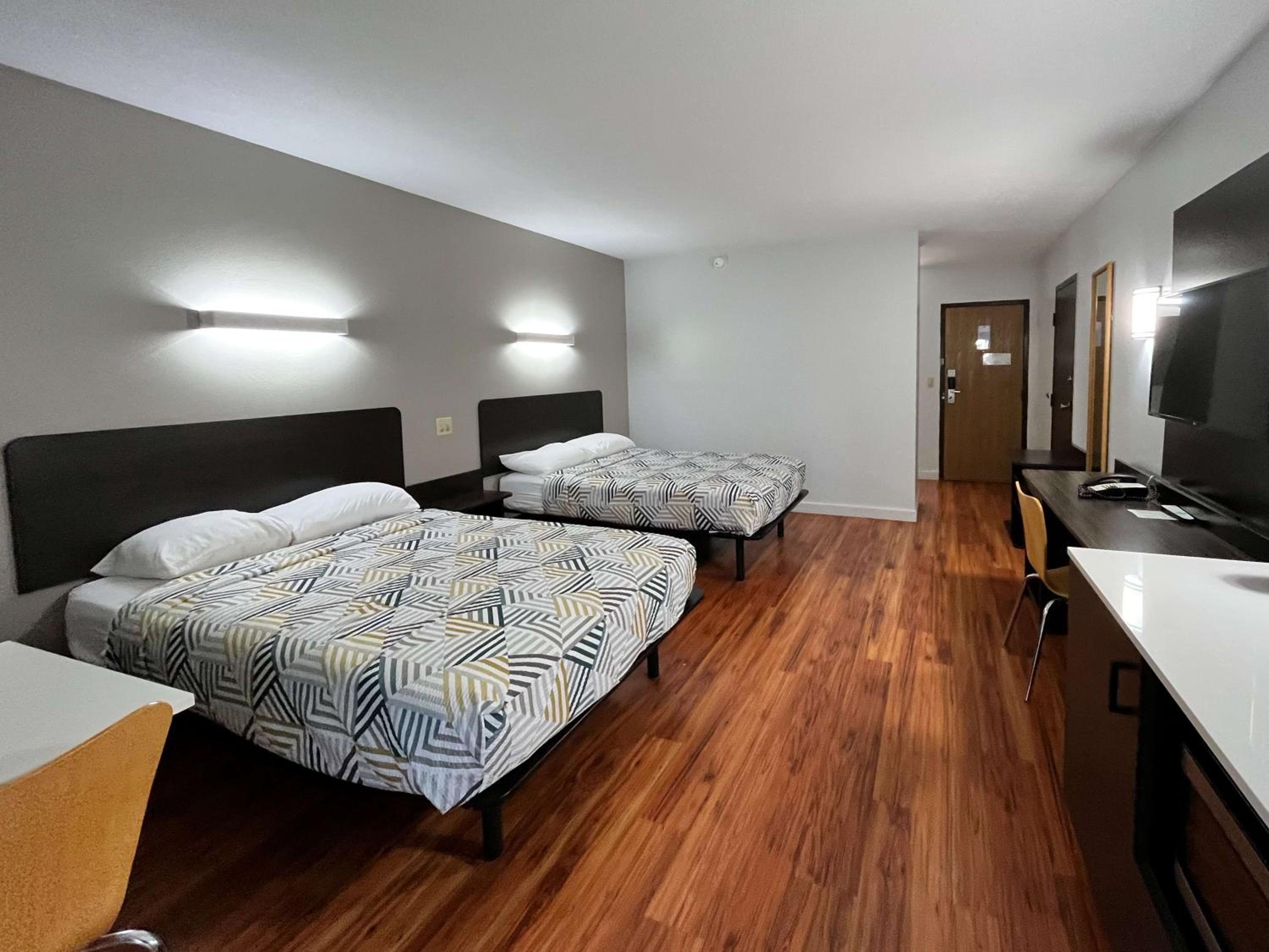 Studio 6 Suites Springfield, OH view 4