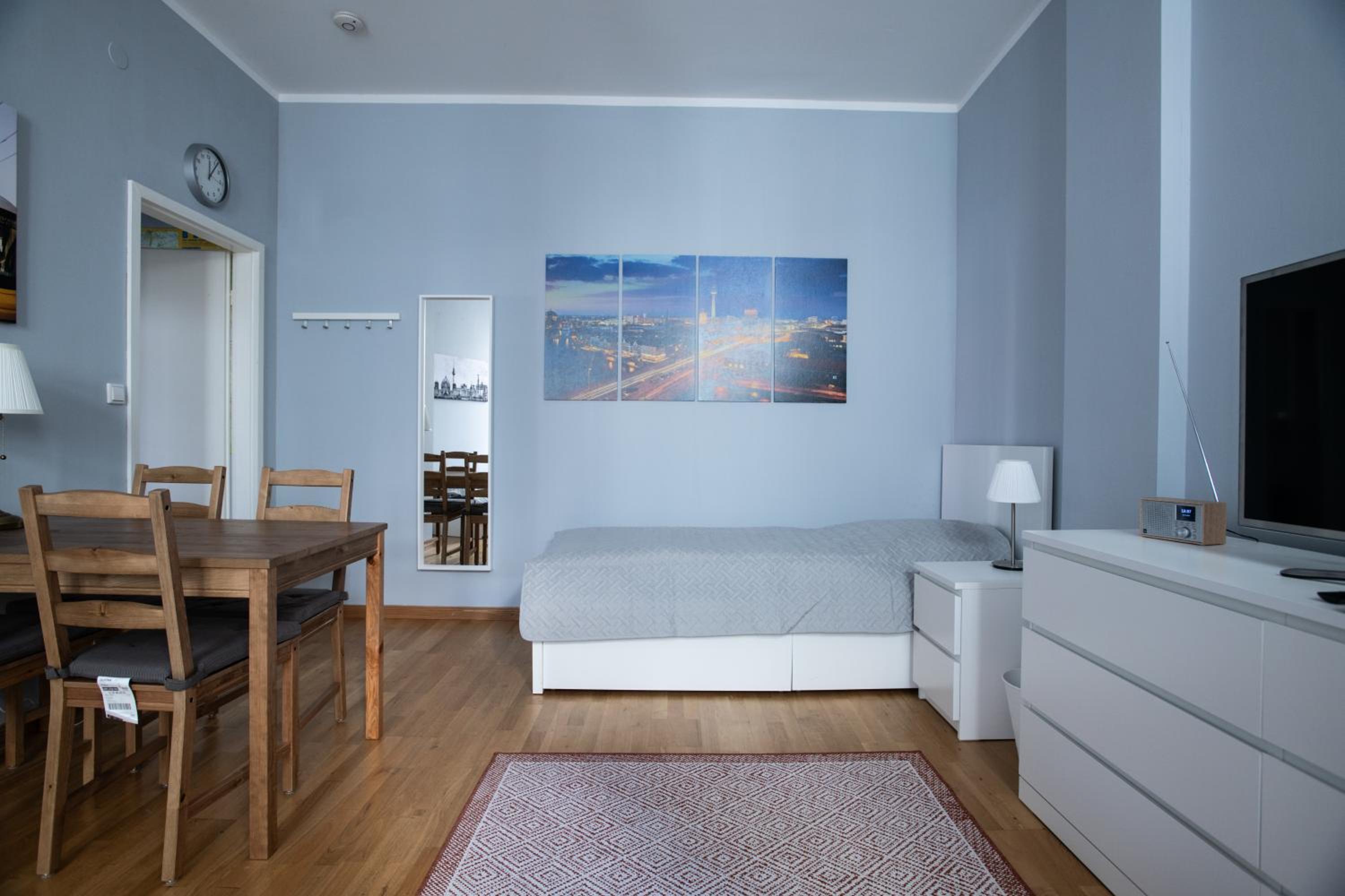 Alt-Berliner Eckkneipe - 