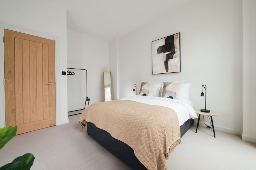 Light & Luxury London Apartment in Honor Oak