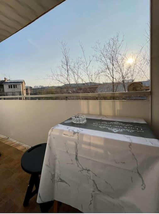 Sunny 2-Bedroom Flat in Yerevan.