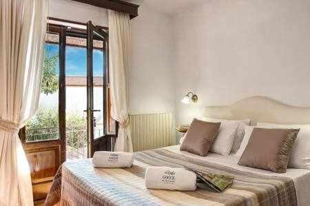 GOCCE VILLAS - Villa de Flores Country Style Villa With Pool photo 2