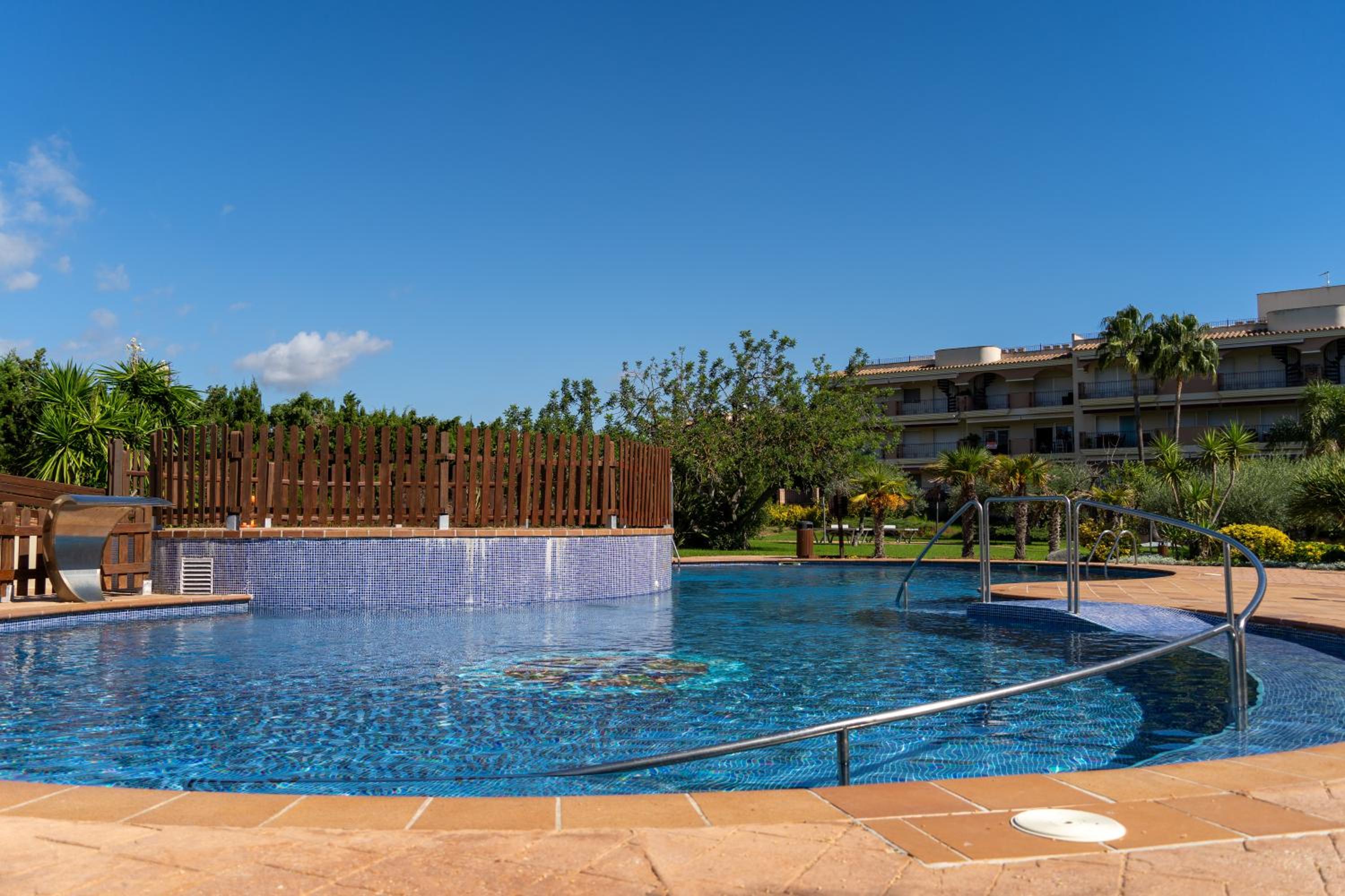 Golden Beach Apartamentos