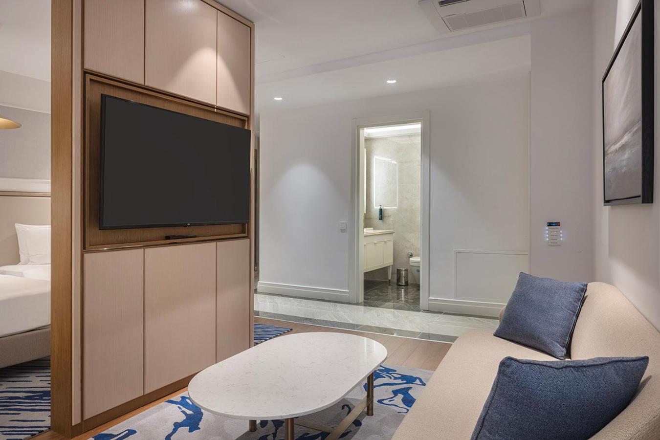 Hilton Mall Of Istanbul - Image 85