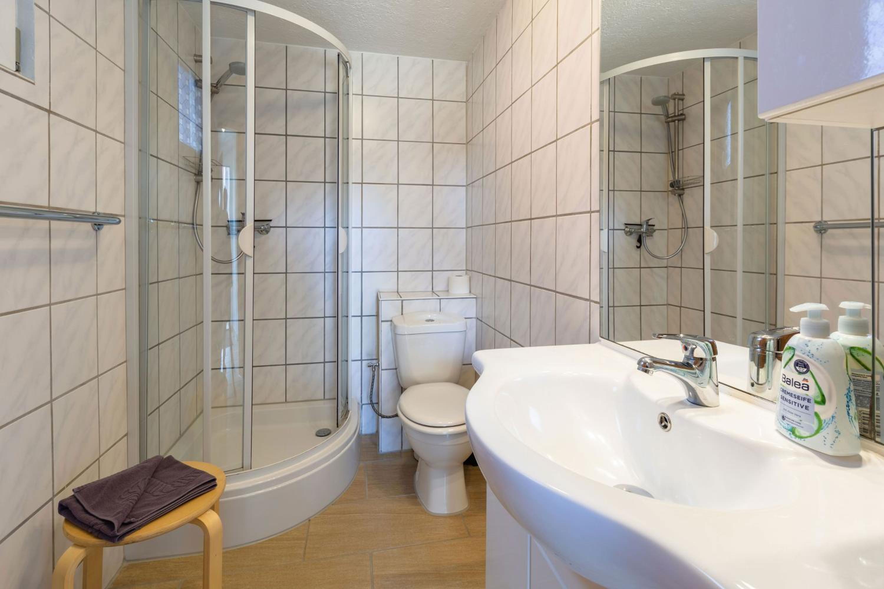 Ferienhäuser HITTHIM Baabe - Ferienwohnung Plogshagen