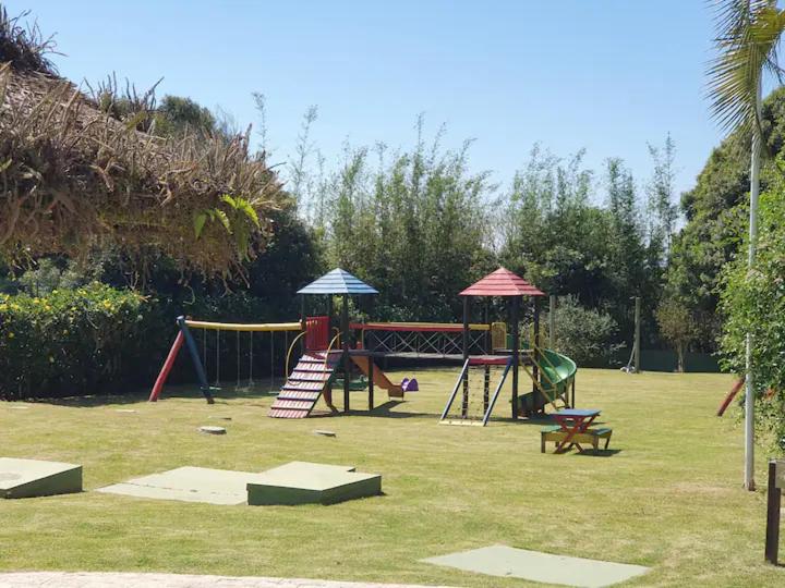 Suas férias com todo conforto PÉ NA AREIA