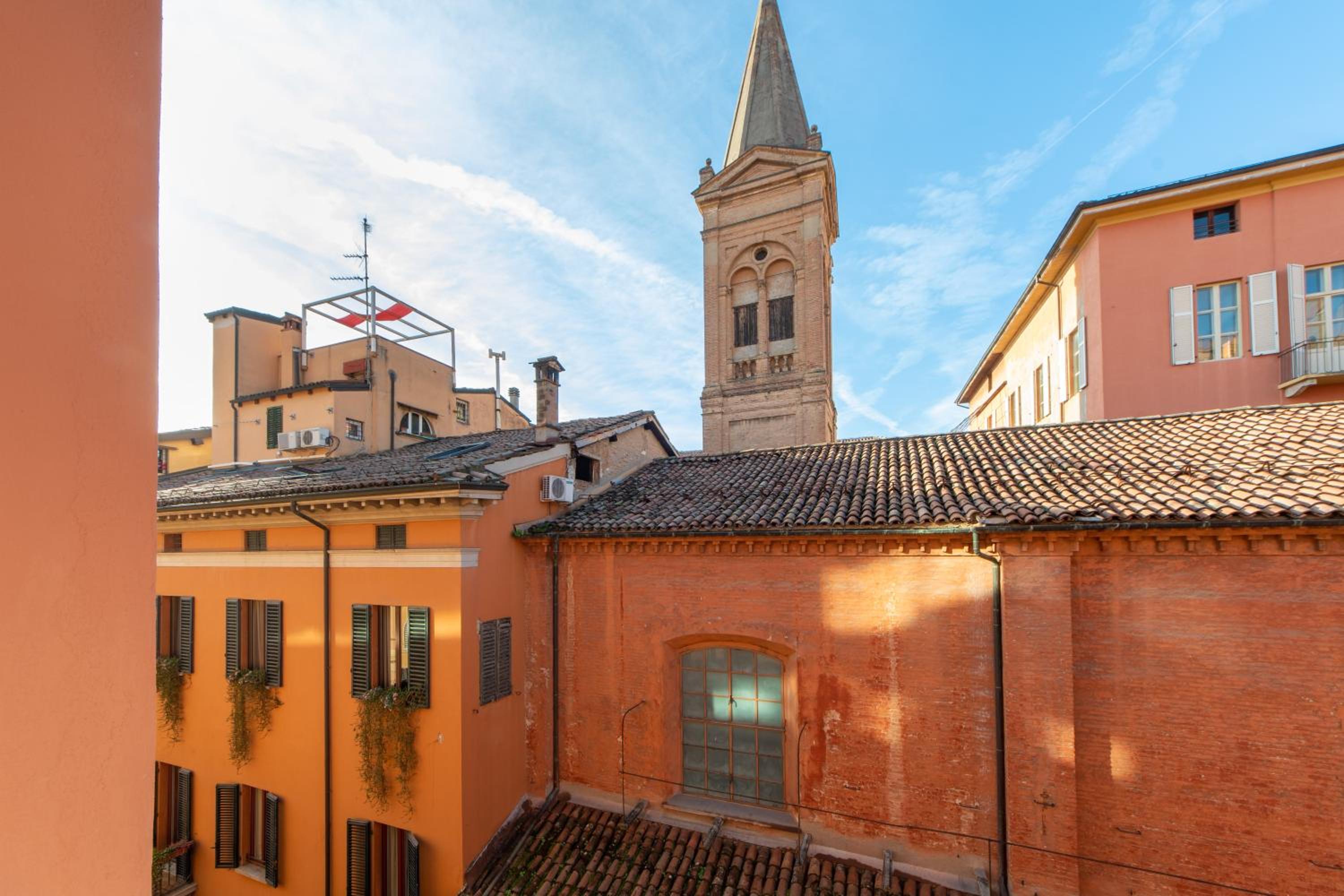 HouSmart Corte Galluzzi 7/2 view 2