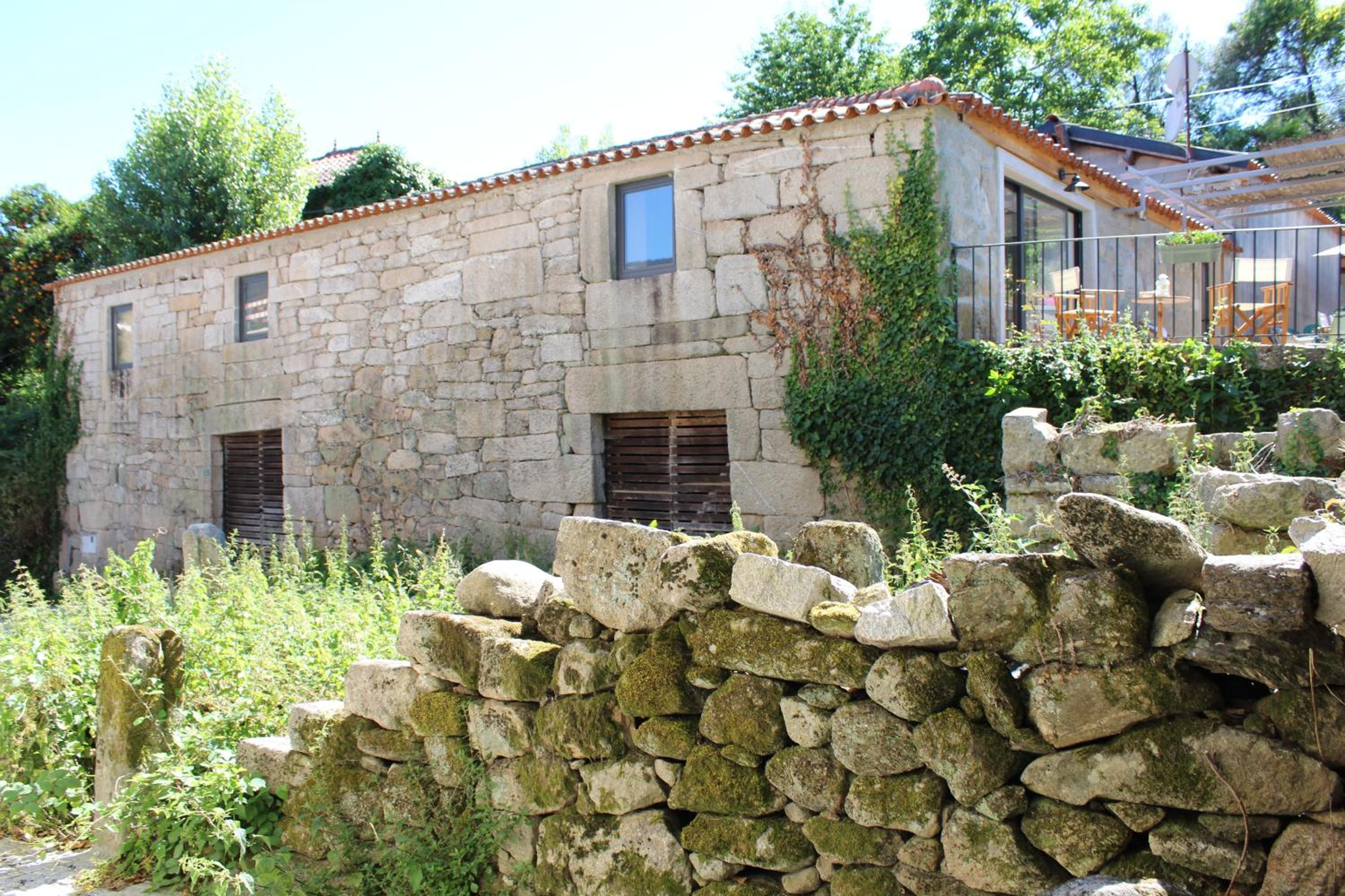 Casas Velhas view 2