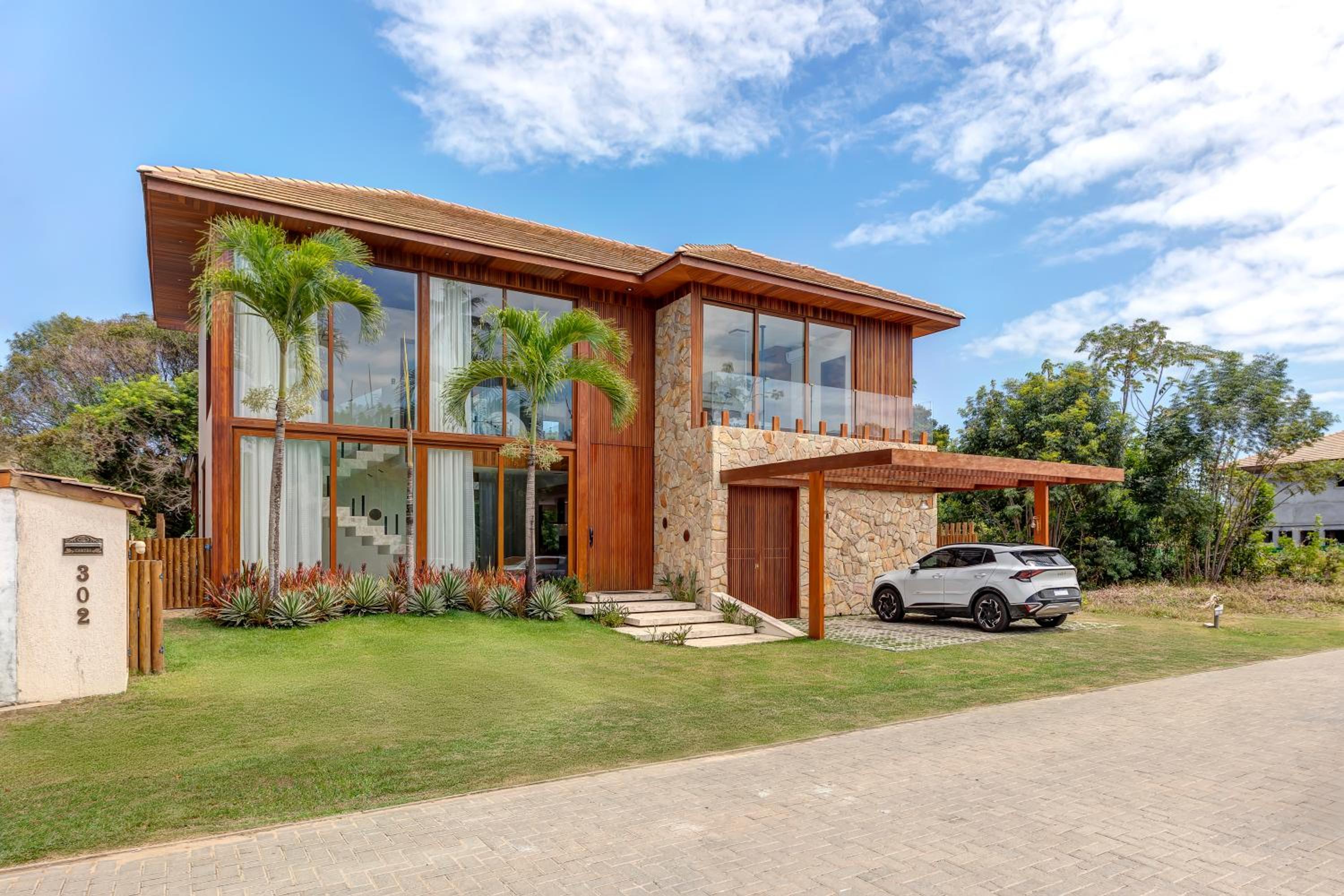 Casa Ofir - Alto Padrão