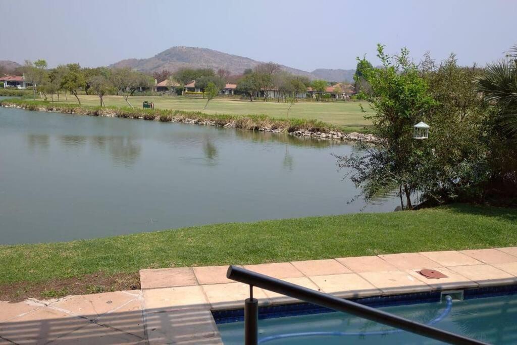 Pecanwood Golf Estate Cosy home 3BR with pool view 5