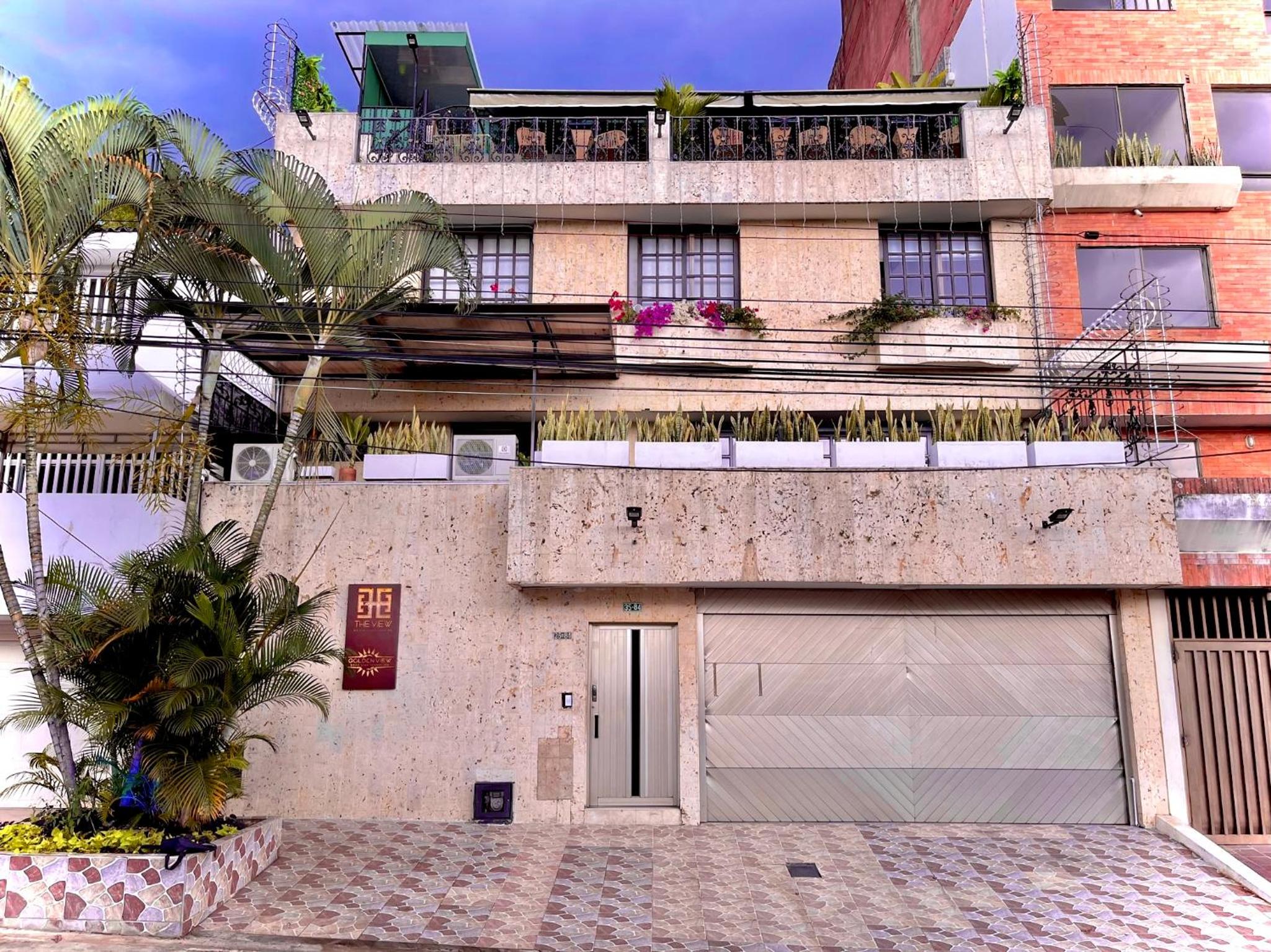 The View Hostel & Lounge