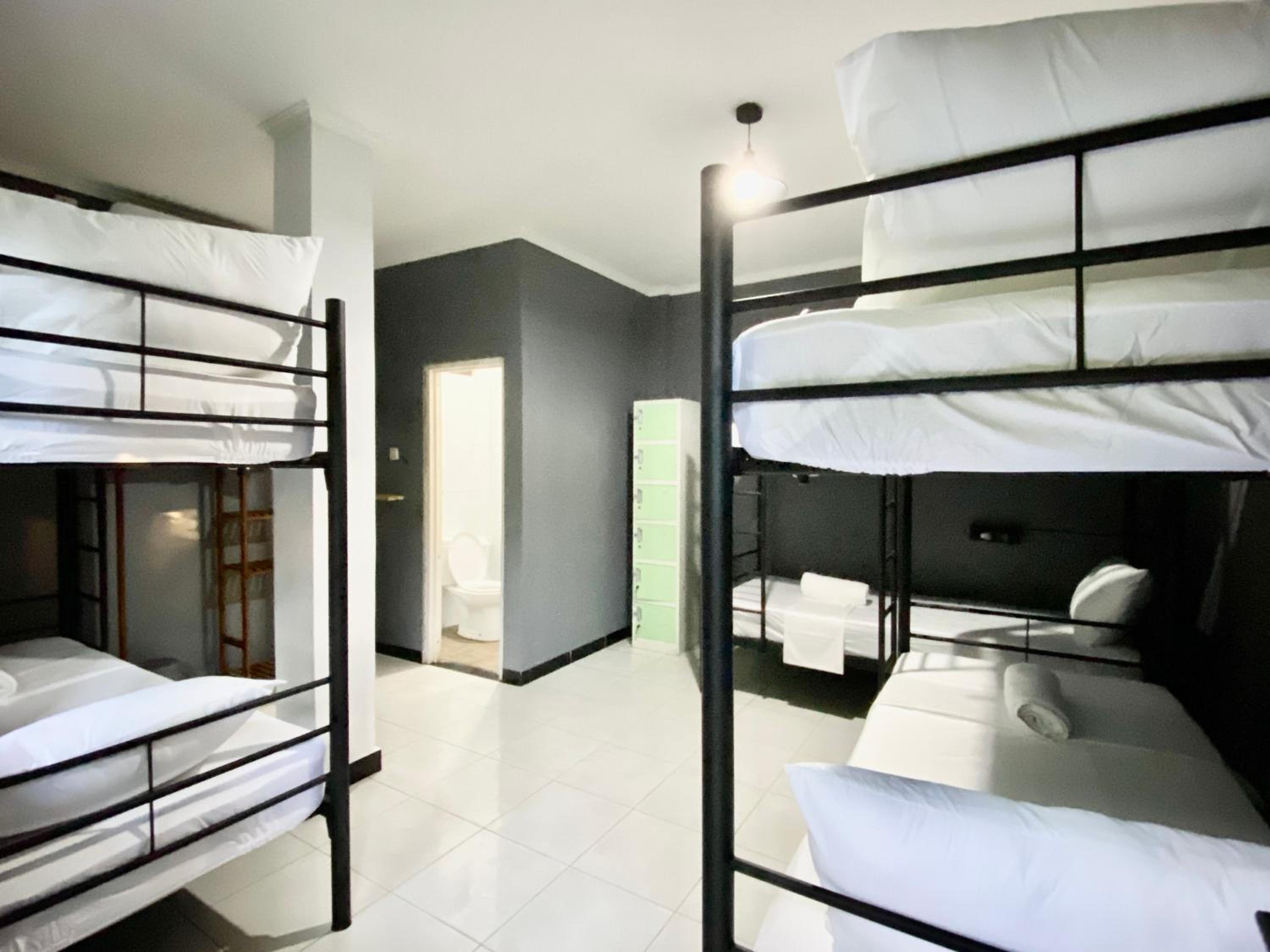 Uluwatu Surf Paradise by Pertama Stay view 2