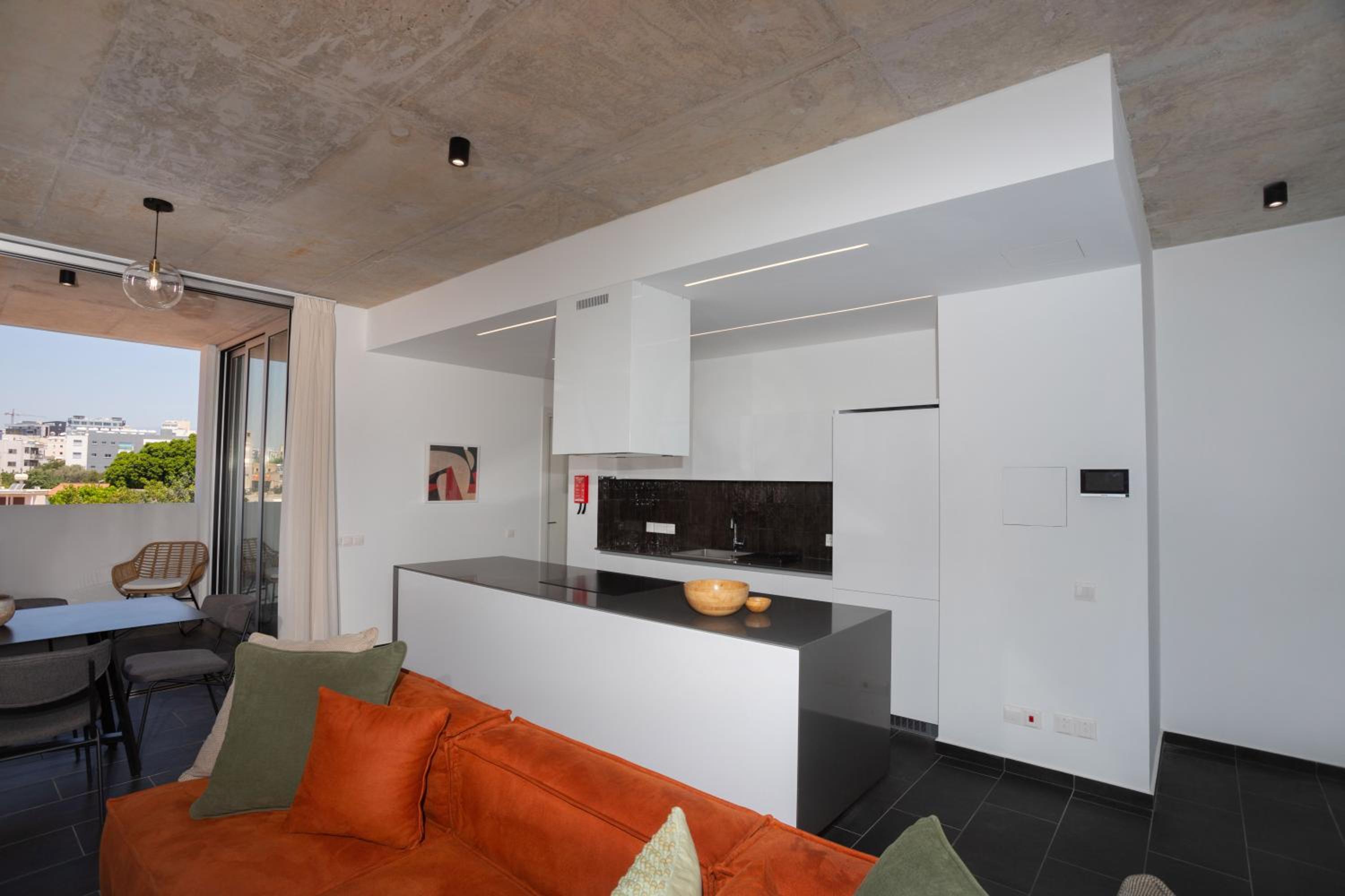 Bridge House 201 - 3BR Penthouse