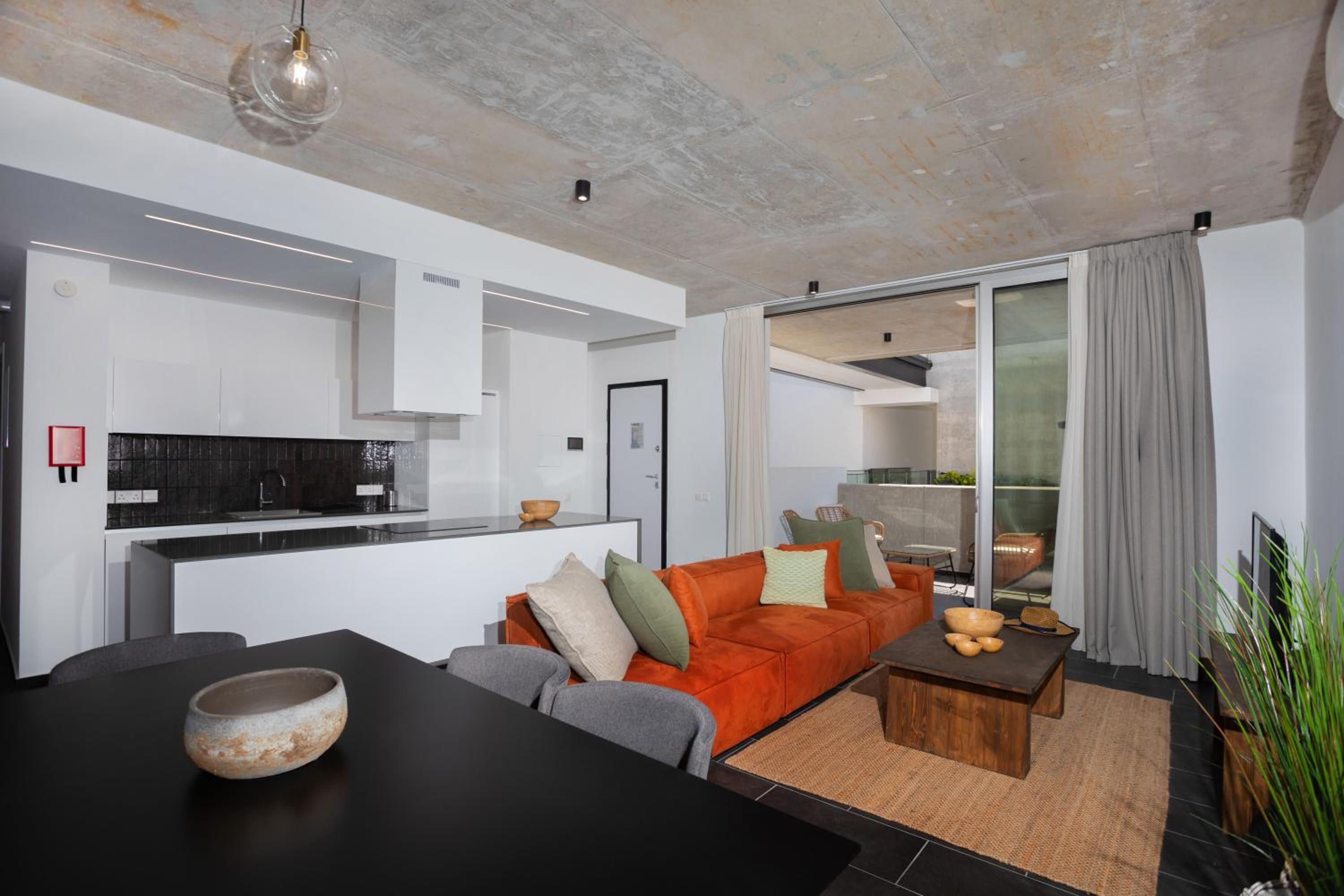 Bridge House 201 - 3BR Penthouse
