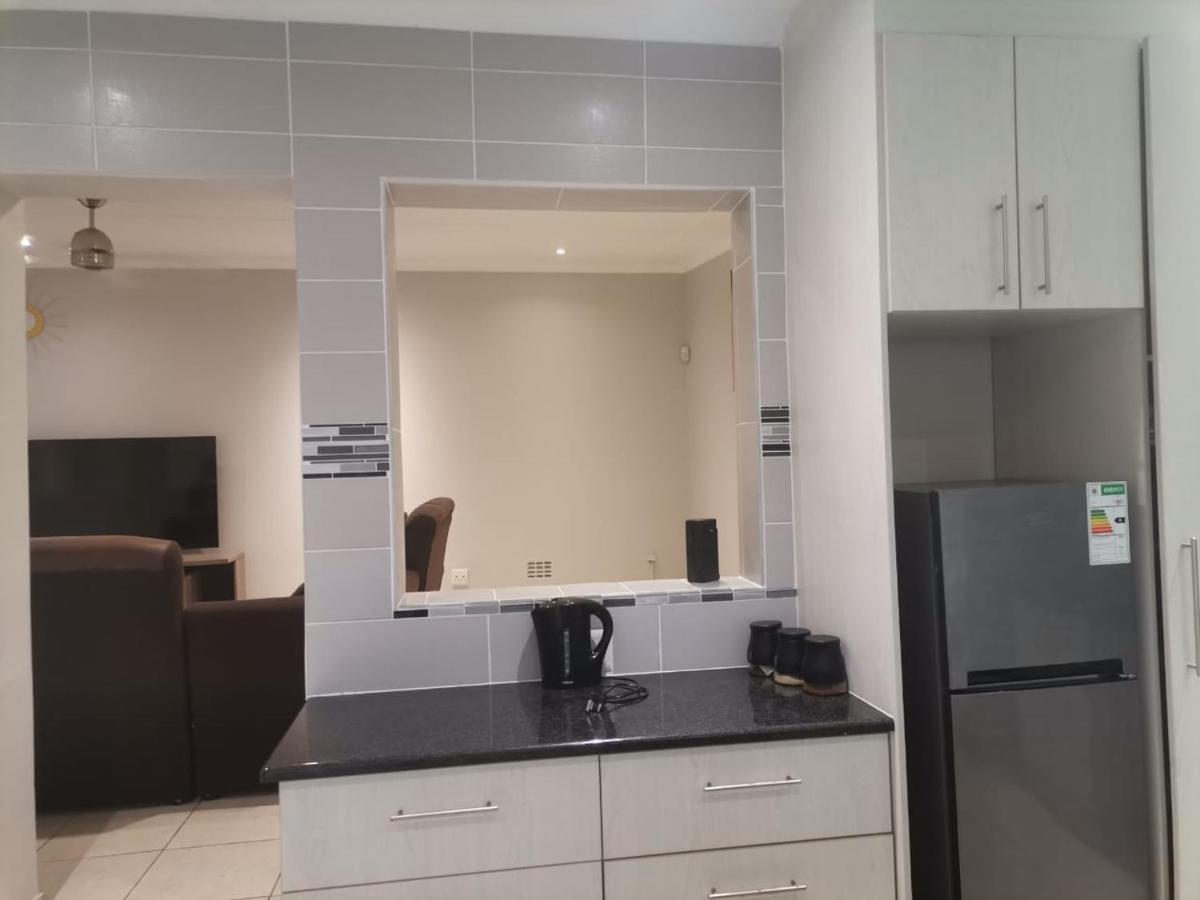 Teke's cheerful 3 bed room villa with swimming pool view 3